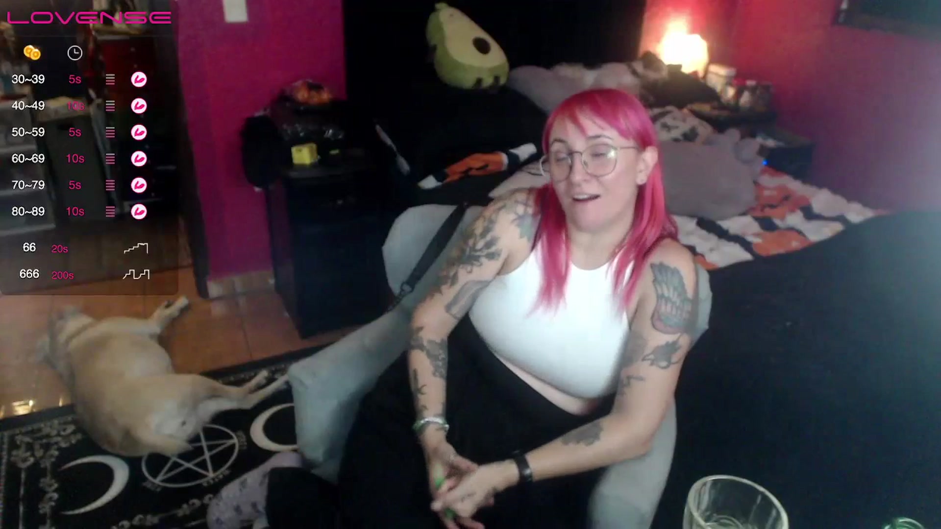 Gallery image thumbnail from AxeHallow's myfreecams stream on, 06/28/2023, 07:57 image 5 of 20