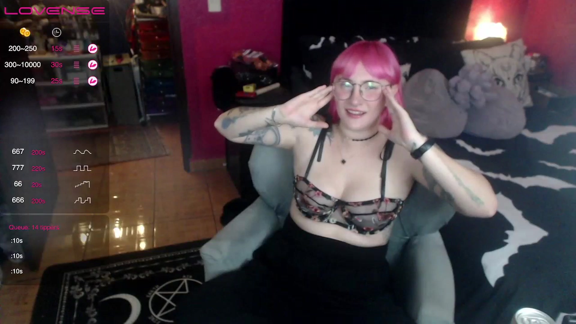 Gallery image thumbnail from AxeHallow's myfreecams stream on, 07/01/2023, 02:13 image 7 of 20