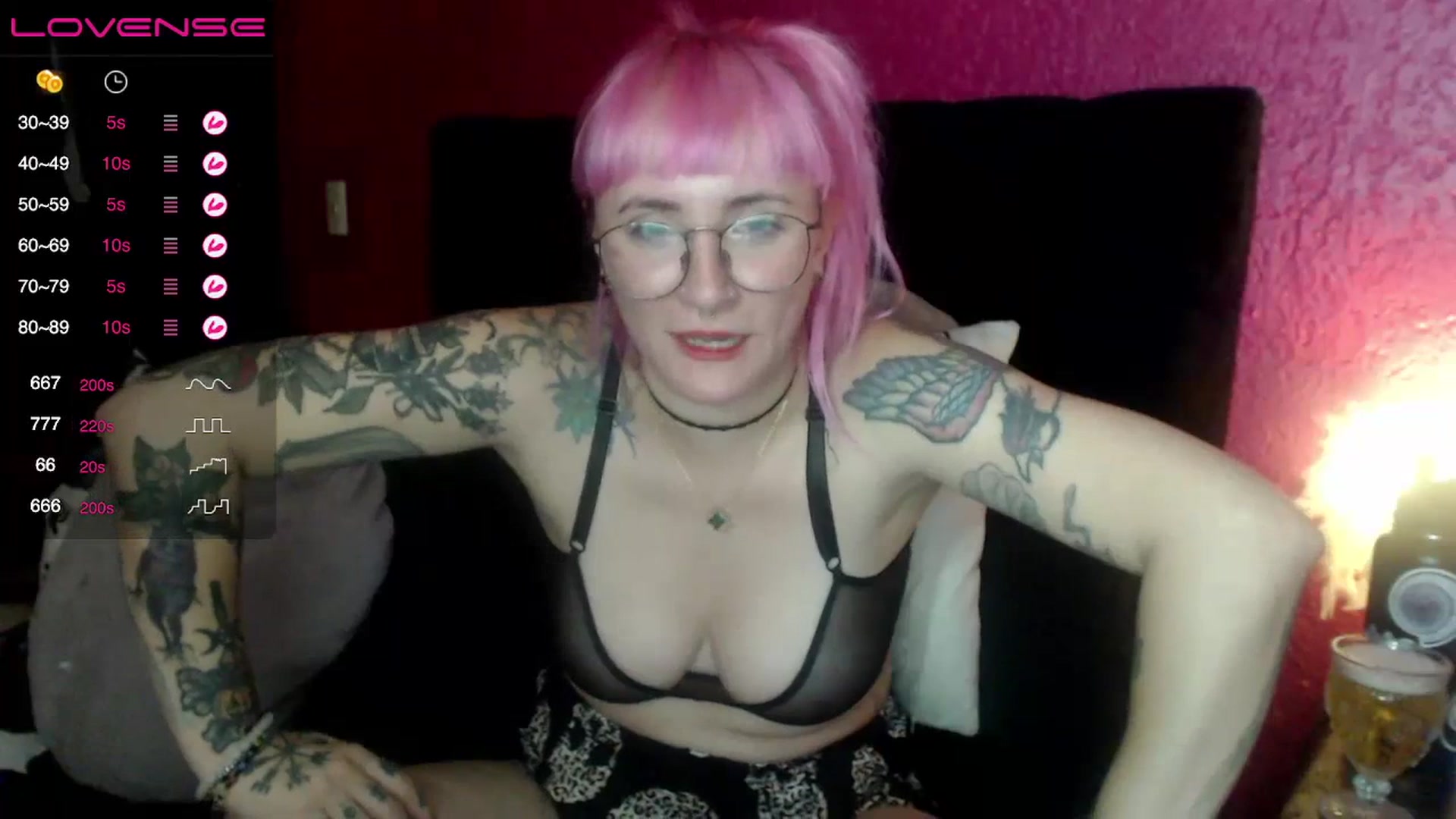 Gallery image thumbnail from AxeHallow's myfreecams stream on, 07/06/2023, 01:40 image 8 of 20
