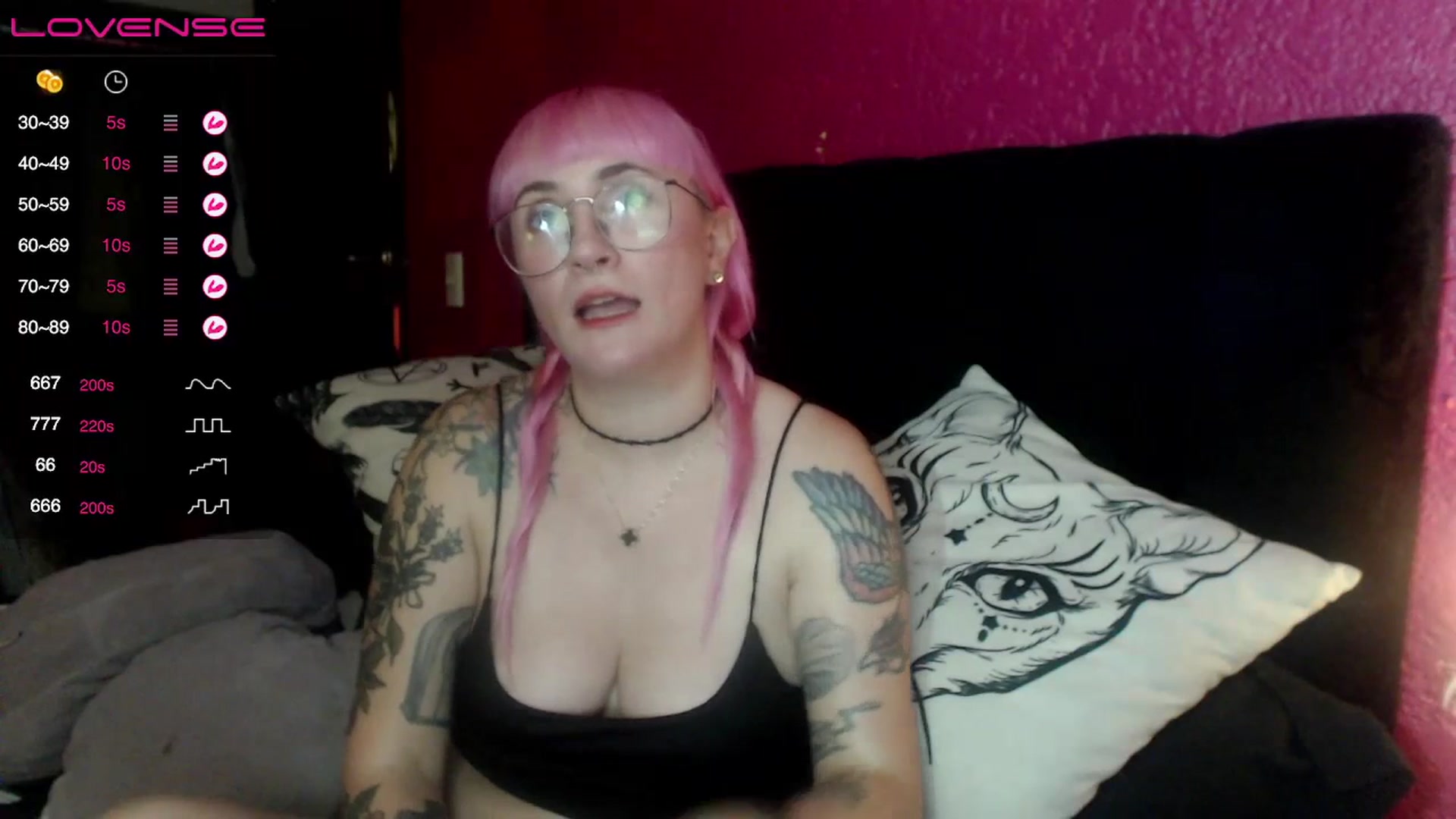Gallery image thumbnail from AxeHallow's myfreecams stream on, 07/10/2023, 03:11 image 17 of 20