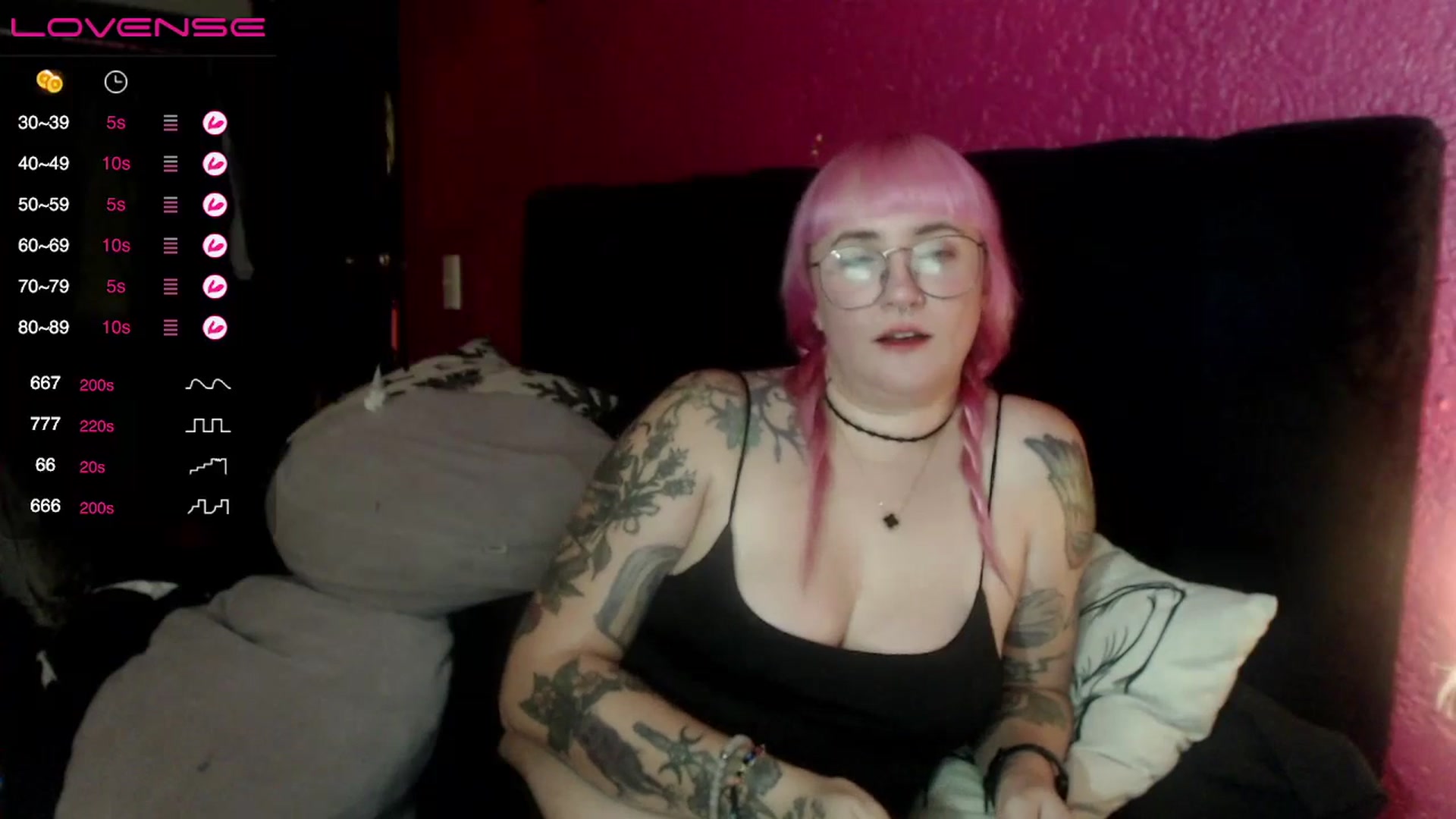 Gallery image thumbnail from AxeHallow's myfreecams stream on, 07/10/2023, 03:11 image 5 of 20