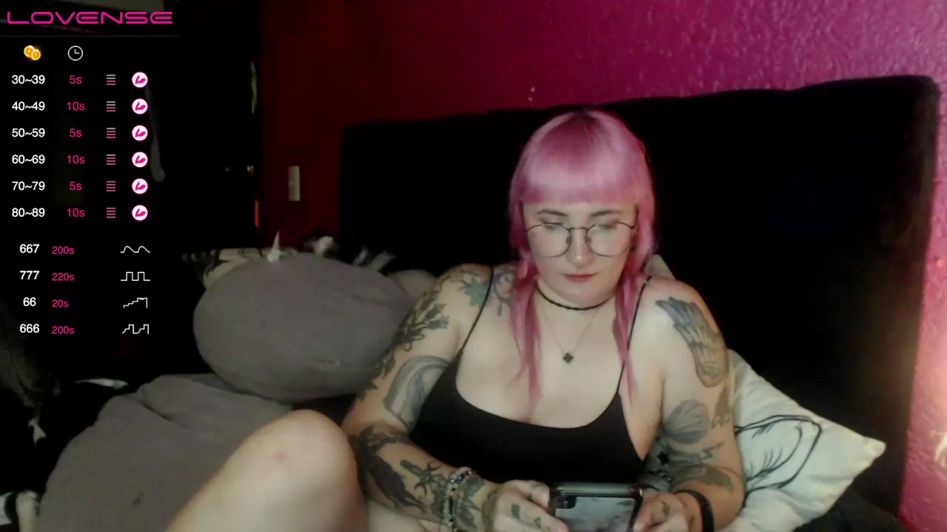 Gallery image thumbnail from AxeHallow's myfreecams stream on, 07/10/2023, 03:11 image 11 of 20