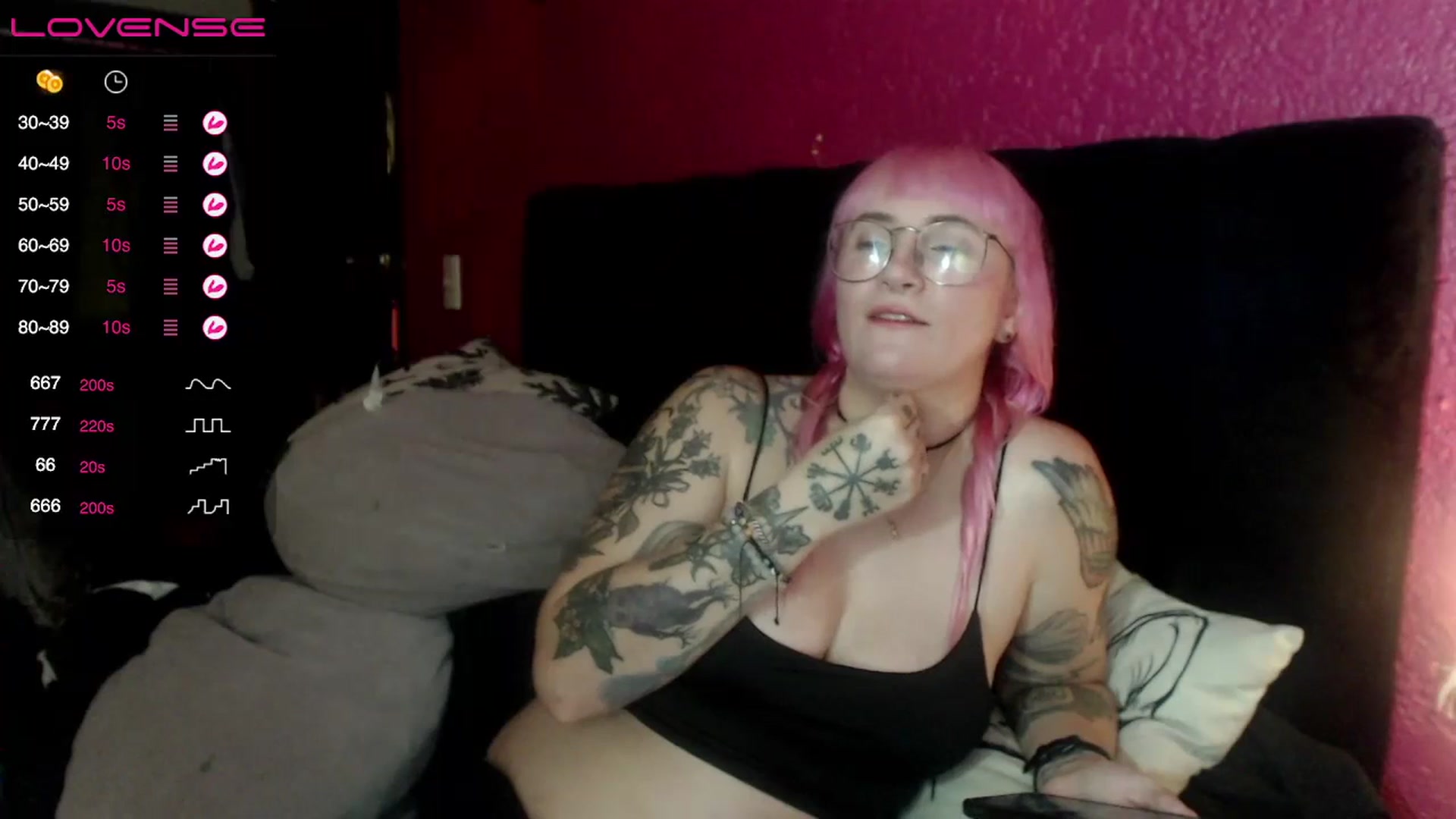 Gallery image thumbnail from AxeHallow's myfreecams stream on, 07/10/2023, 03:11 image 7 of 20