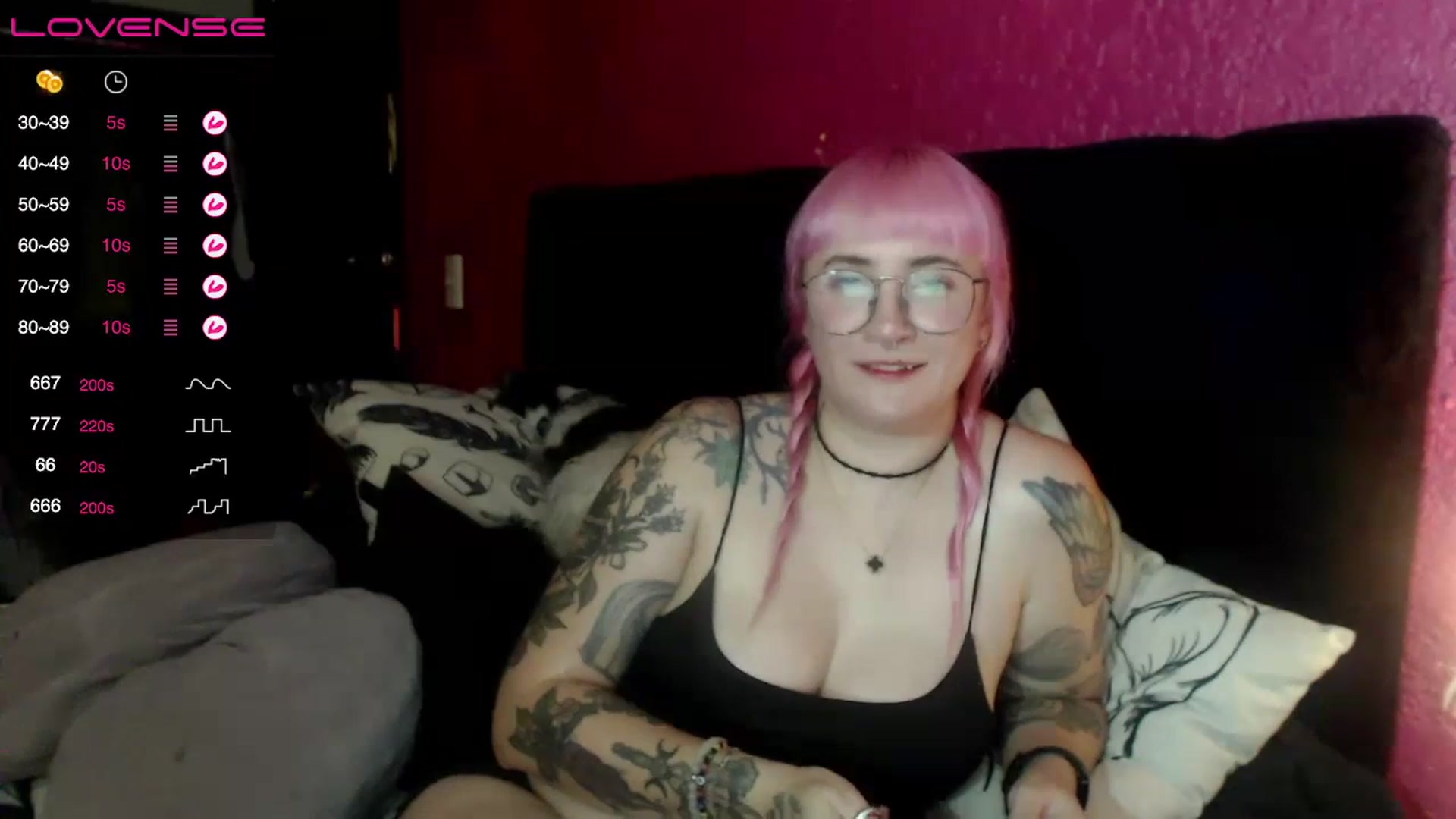 Gallery image thumbnail from AxeHallow's myfreecams stream on, 07/10/2023, 03:11 image 13 of 20