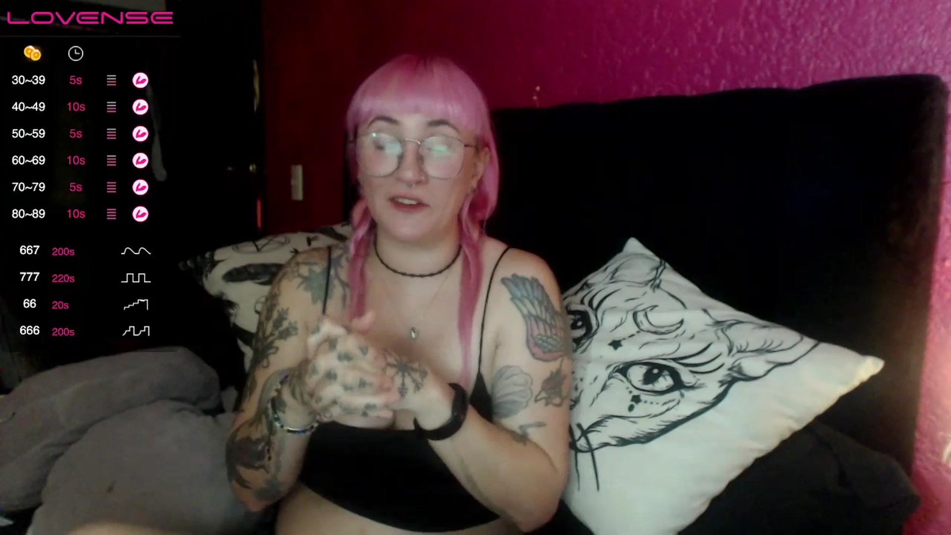 Gallery image thumbnail from AxeHallow's myfreecams stream on, 07/10/2023, 03:11 image 16 of 20