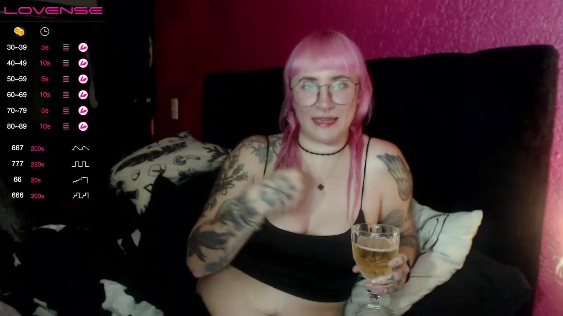 Gallery image thumbnail from AxeHallow's myfreecams stream on, 07/10/2023, 03:11 image 1 of 20