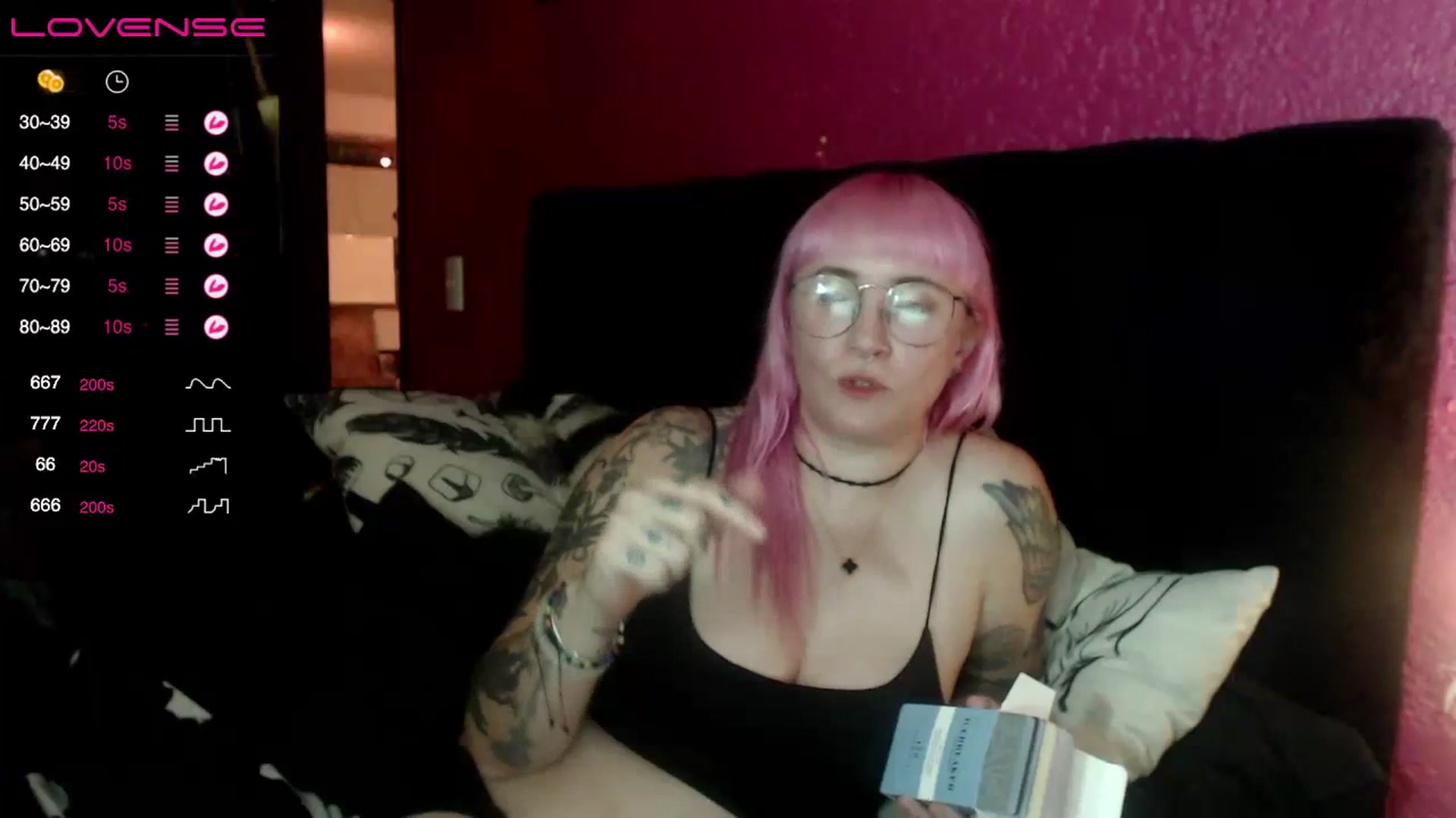 Gallery image thumbnail from AxeHallow's myfreecams stream on, 07/10/2023, 04:48 image 10 of 20