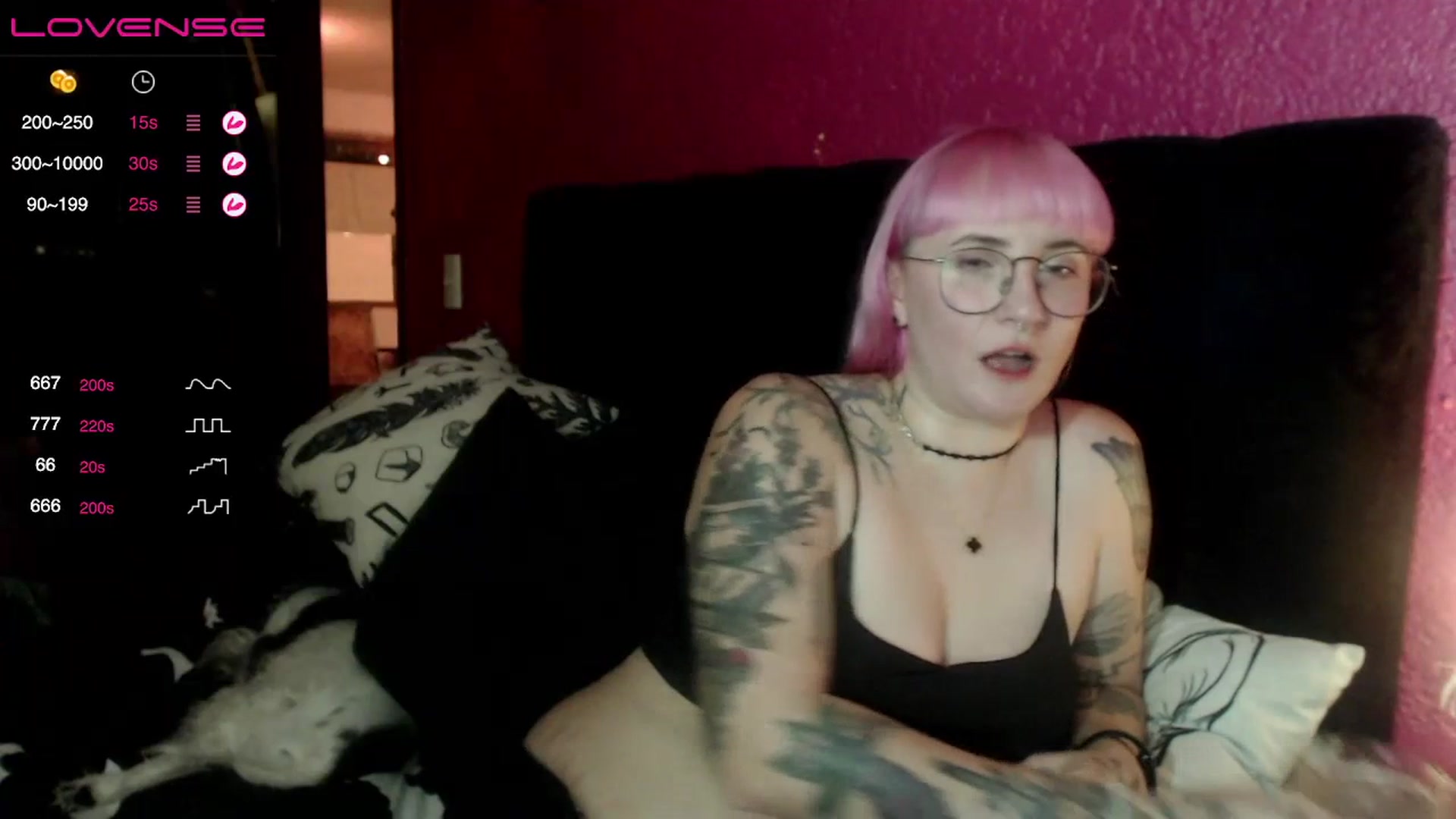 Gallery image thumbnail from AxeHallow's myfreecams stream on, 07/10/2023, 04:48 image 5 of 20