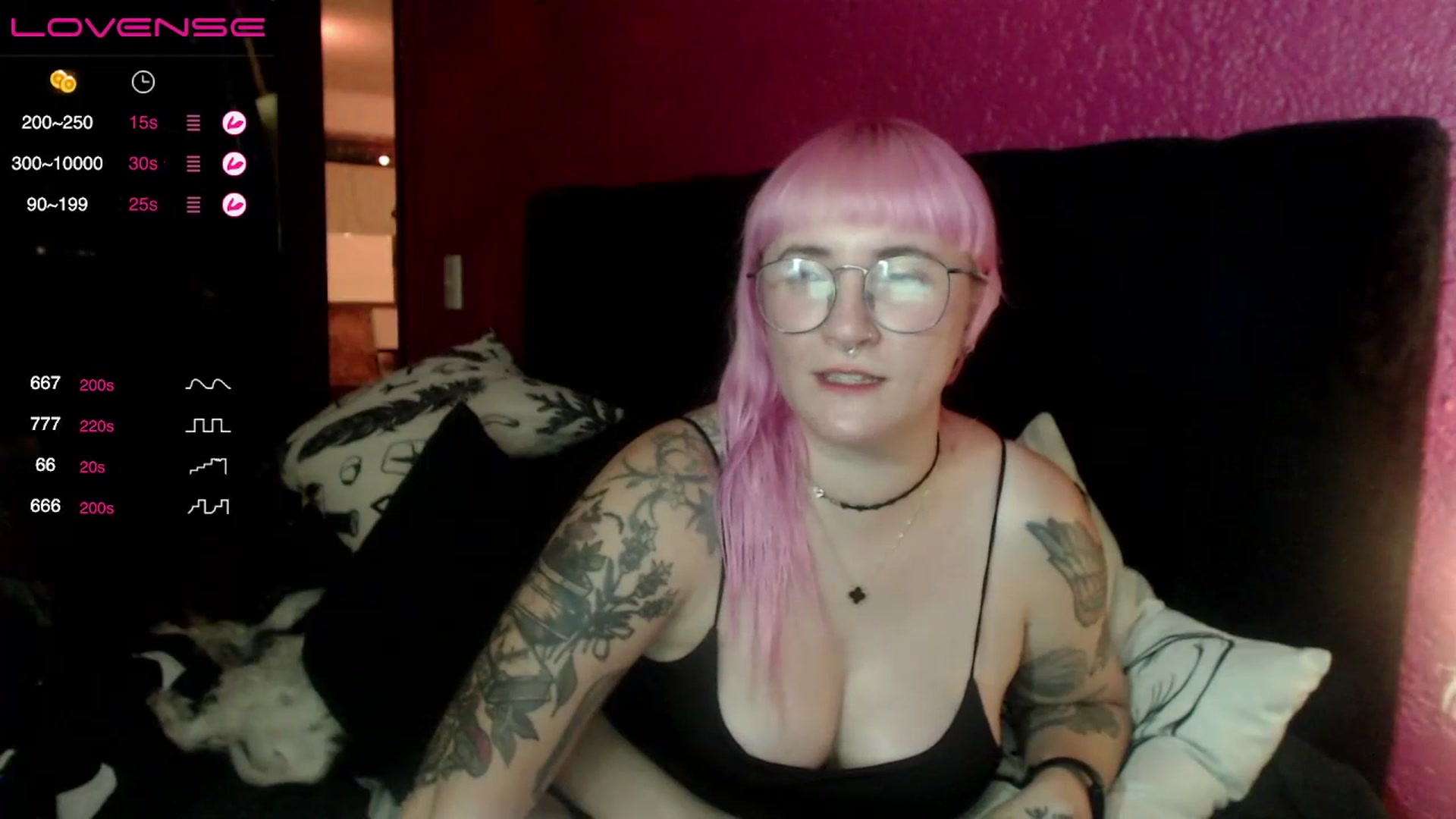 Gallery image thumbnail from AxeHallow's myfreecams stream on, 07/10/2023, 04:48 image 7 of 20
