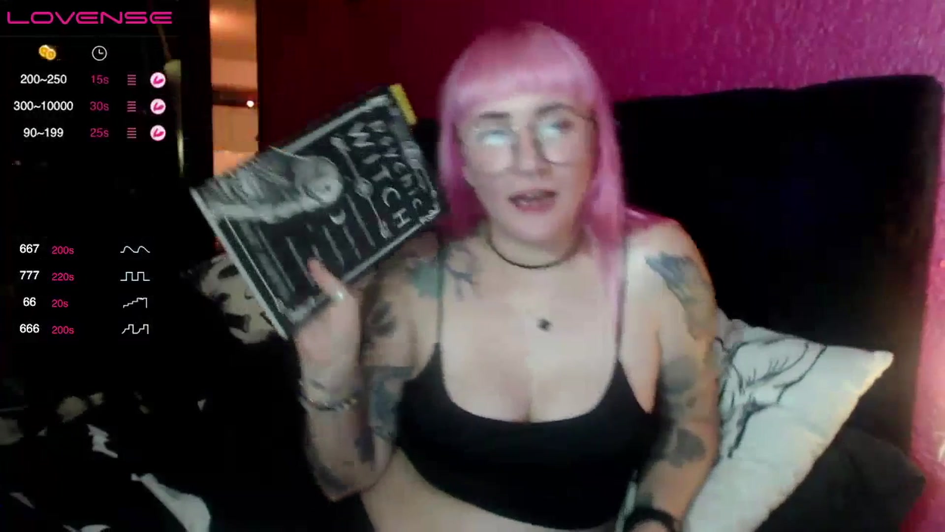 Gallery image thumbnail from AxeHallow's myfreecams stream on, 07/10/2023, 04:48 image 11 of 20