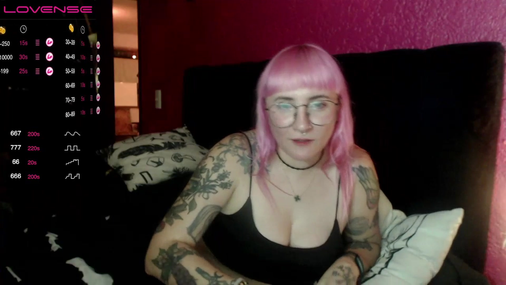 Gallery image thumbnail from AxeHallow's myfreecams stream on, 07/10/2023, 04:48 image 14 of 20