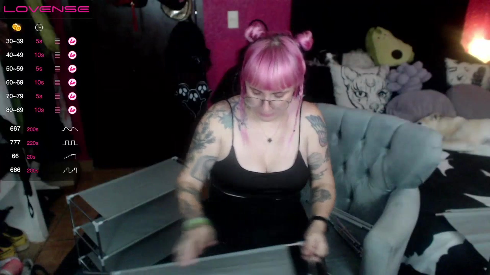 Gallery image thumbnail from AxeHallow's myfreecams stream on, 07/11/2023, 04:13 image 19 of 20