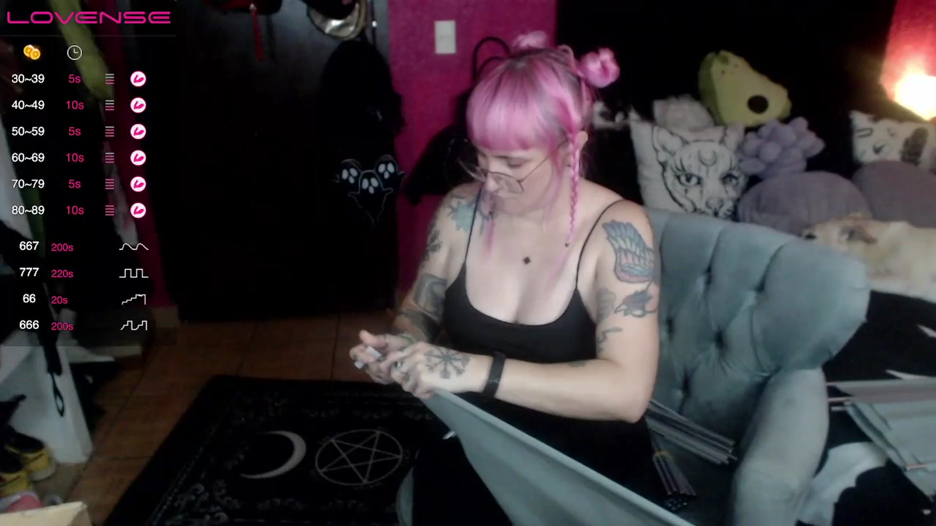 Gallery image thumbnail from AxeHallow's myfreecams stream on, 07/11/2023, 04:13 image 12 of 20