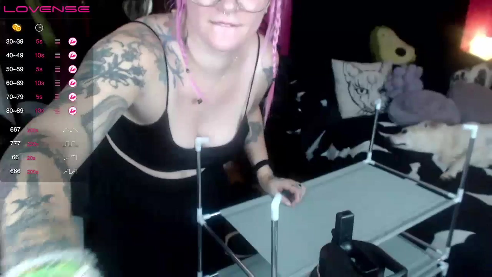 Gallery image thumbnail from AxeHallow's myfreecams stream on, 07/11/2023, 04:46 image 6 of 20