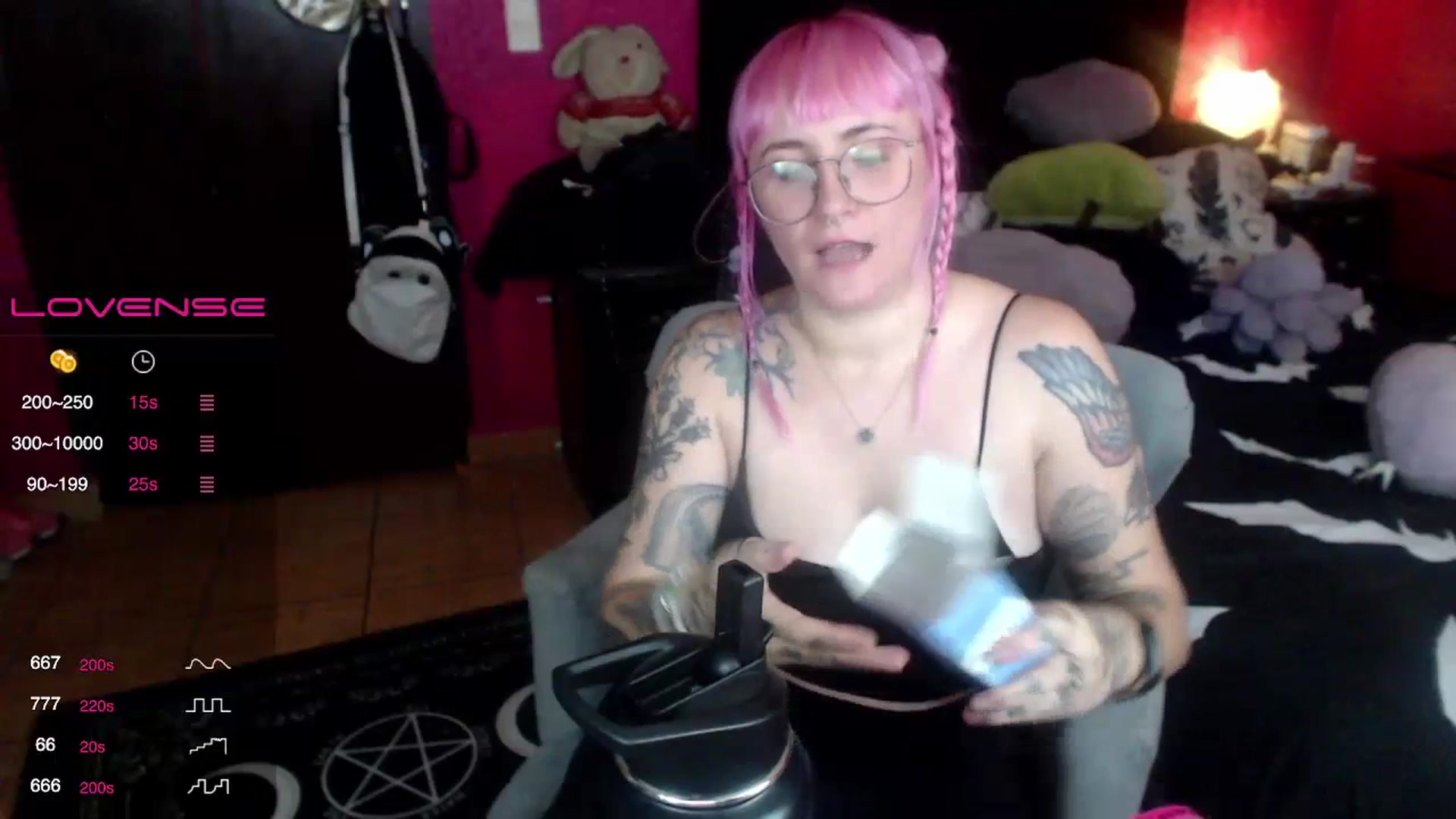 Gallery image thumbnail from AxeHallow's myfreecams stream on, 07/11/2023, 06:03 image 11 of 20