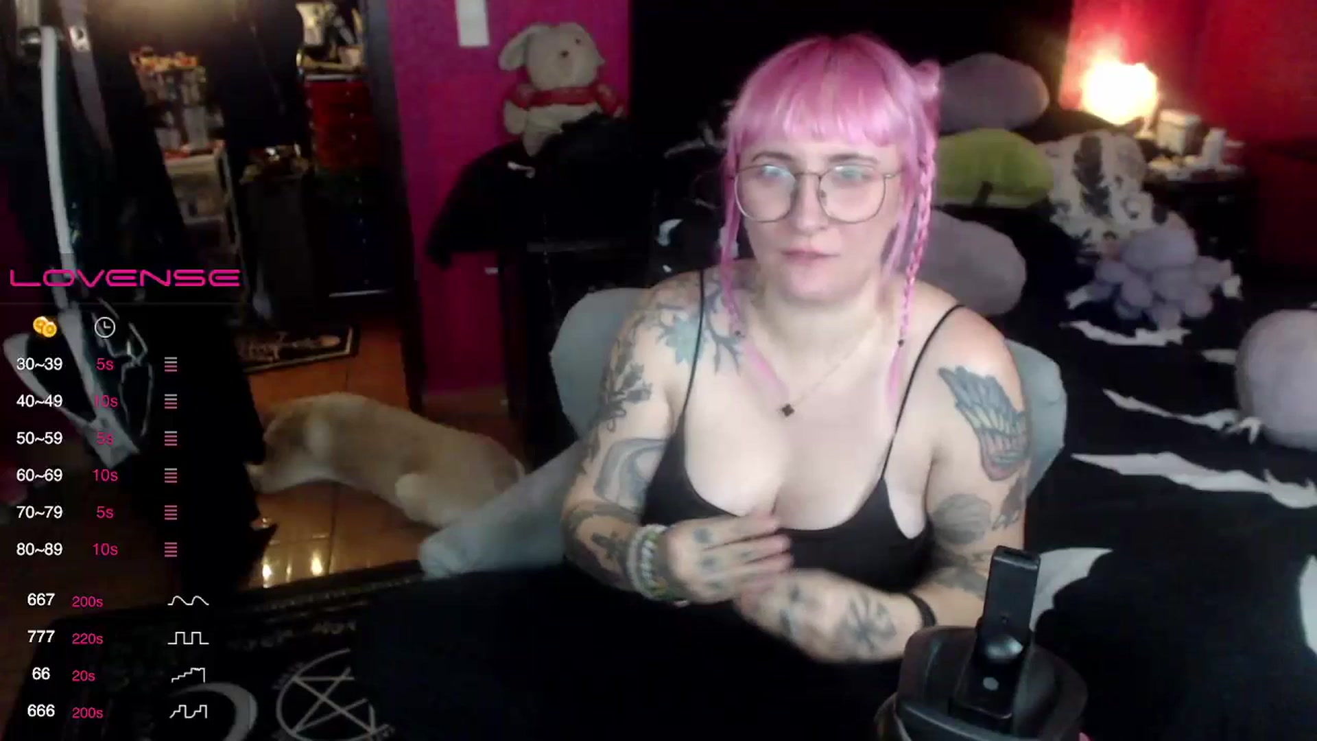 Gallery image thumbnail from AxeHallow's myfreecams stream on, 07/11/2023, 06:03 image 1 of 20