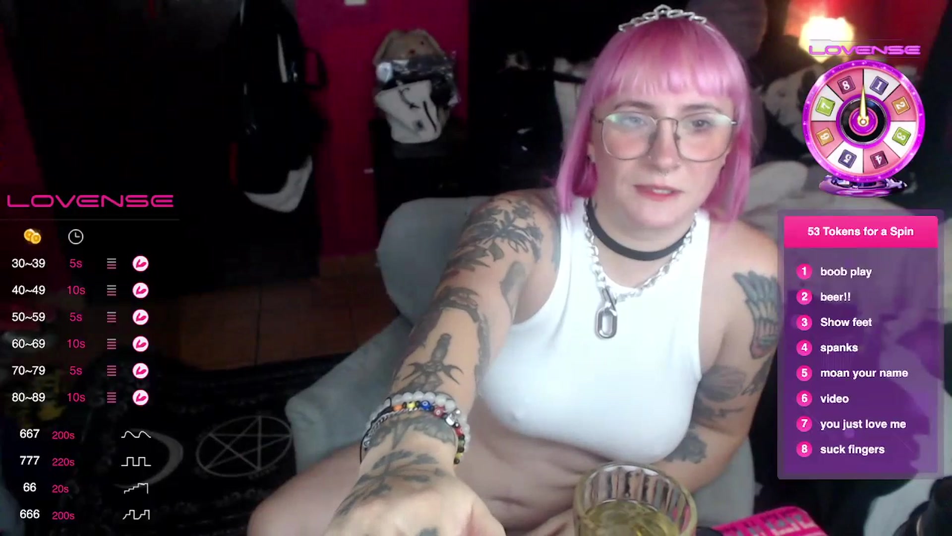 Gallery image thumbnail from AxeHallow's myfreecams stream on, 07/13/2023, 08:27 image 4 of 20
