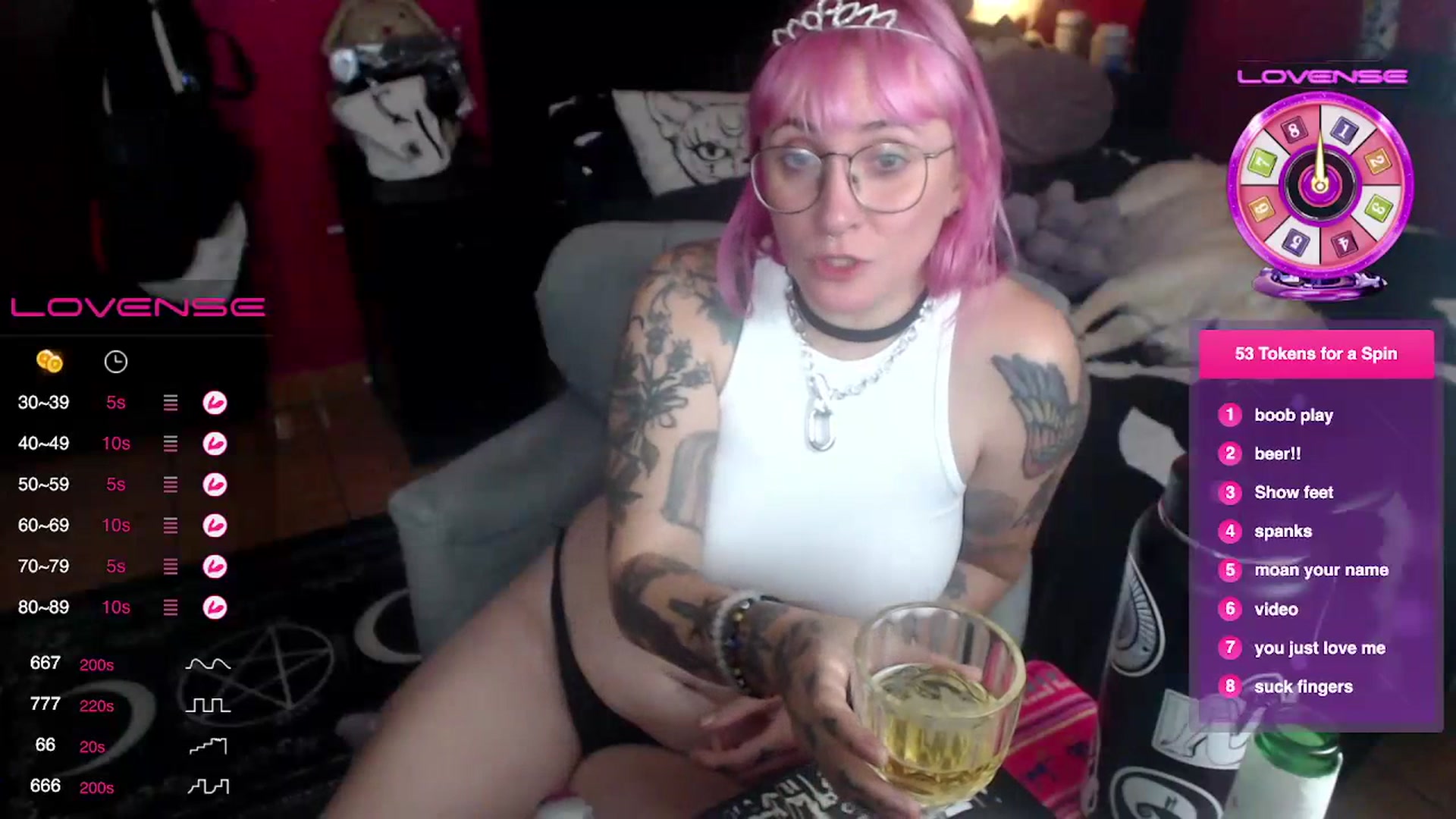Gallery image thumbnail from AxeHallow's myfreecams stream on, 07/13/2023, 10:47 image 16 of 20