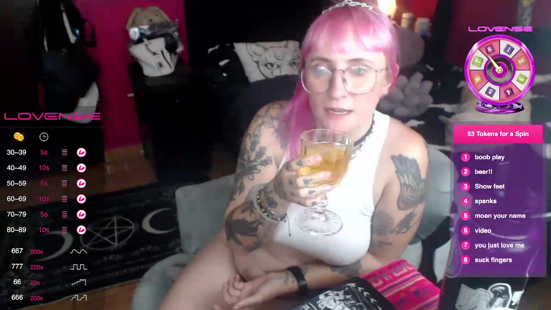 Gallery image thumbnail from AxeHallow's myfreecams stream on, 07/13/2023, 11:32 image 10 of 20