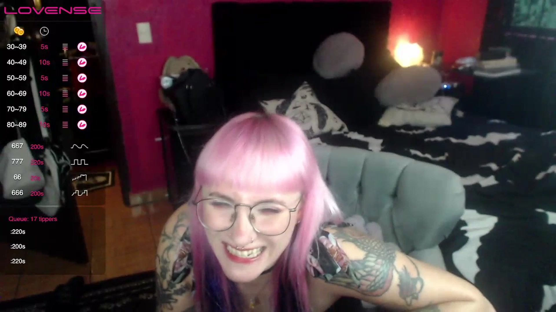 Gallery image thumbnail from AxeHallow's myfreecams stream on, 07/15/2023, 23:23 image 8 of 20