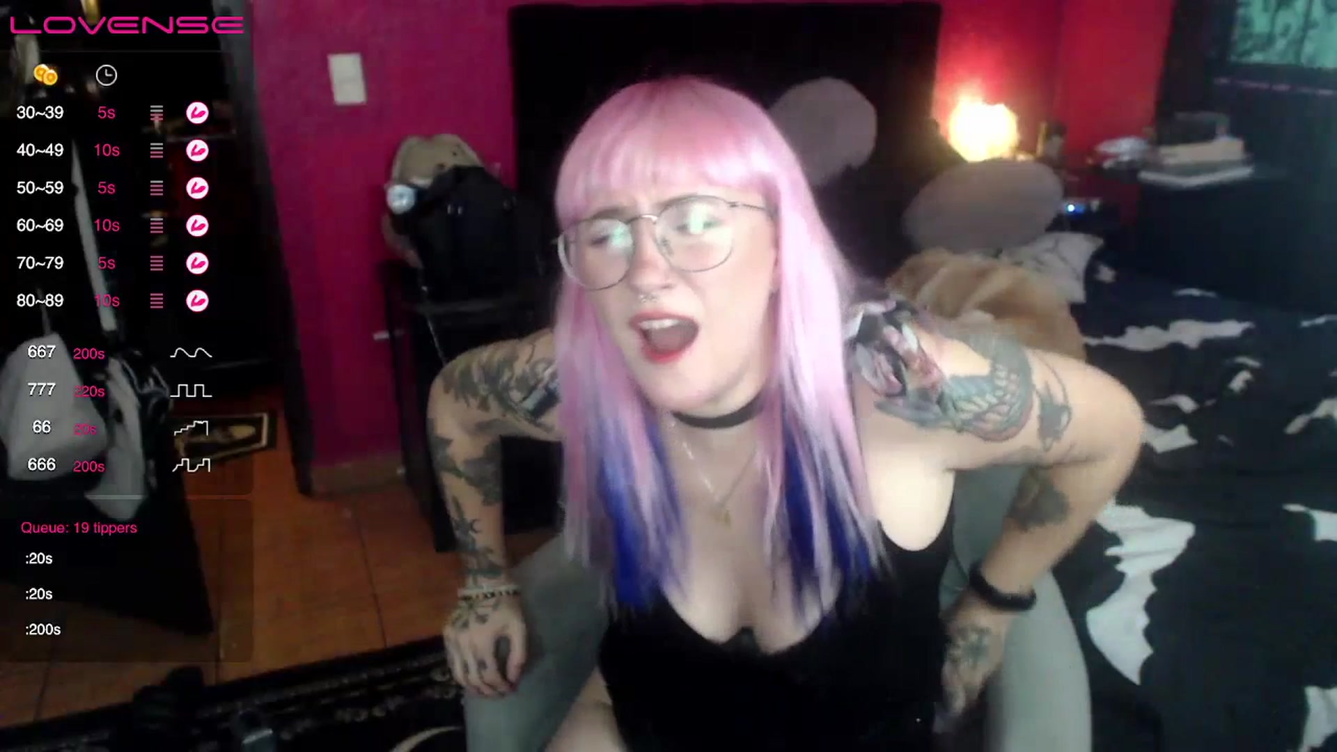 Gallery image thumbnail from AxeHallow's myfreecams stream on, 07/15/2023, 23:23 image 6 of 20