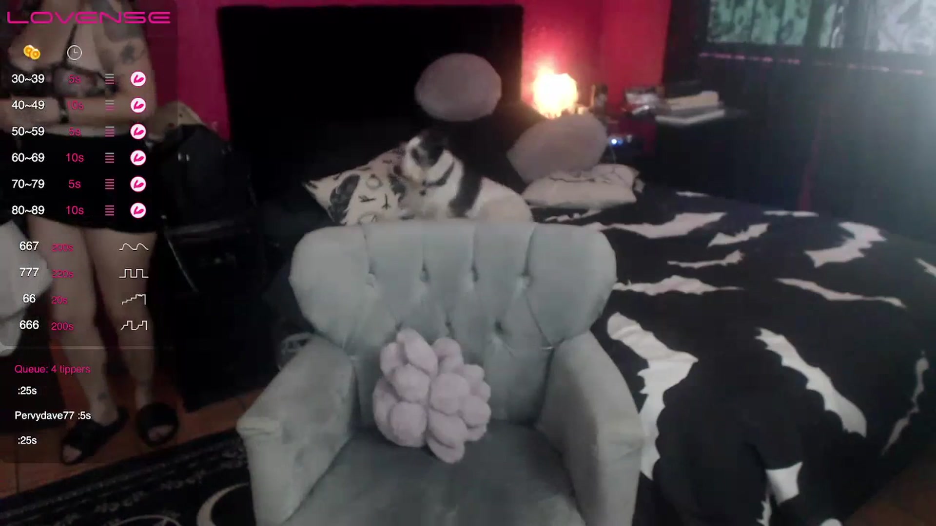 Gallery image thumbnail from AxeHallow's myfreecams stream on, 07/16/2023, 24:03 image 5 of 20