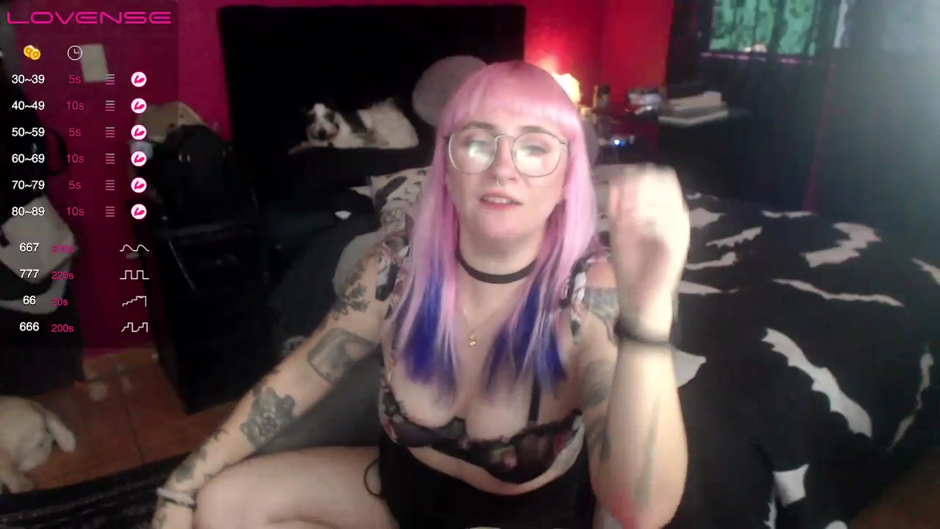Gallery image thumbnail from AxeHallow's myfreecams stream on, 07/16/2023, 24:03 image 20 of 20