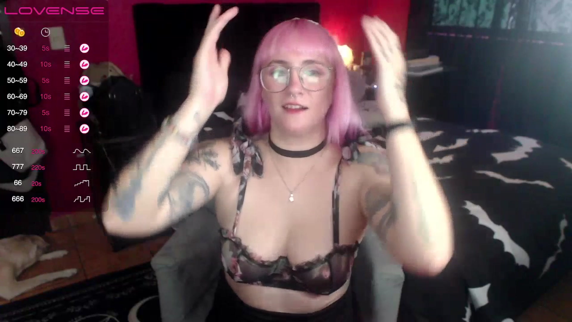 Gallery image thumbnail from AxeHallow's myfreecams stream on, 07/16/2023, 24:03 image 11 of 20