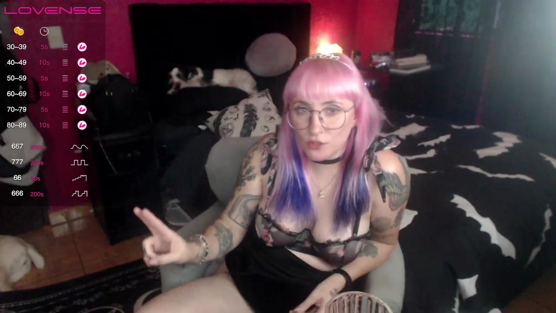 Gallery image thumbnail from AxeHallow's myfreecams stream on, 07/16/2023, 01:01 image 16 of 20