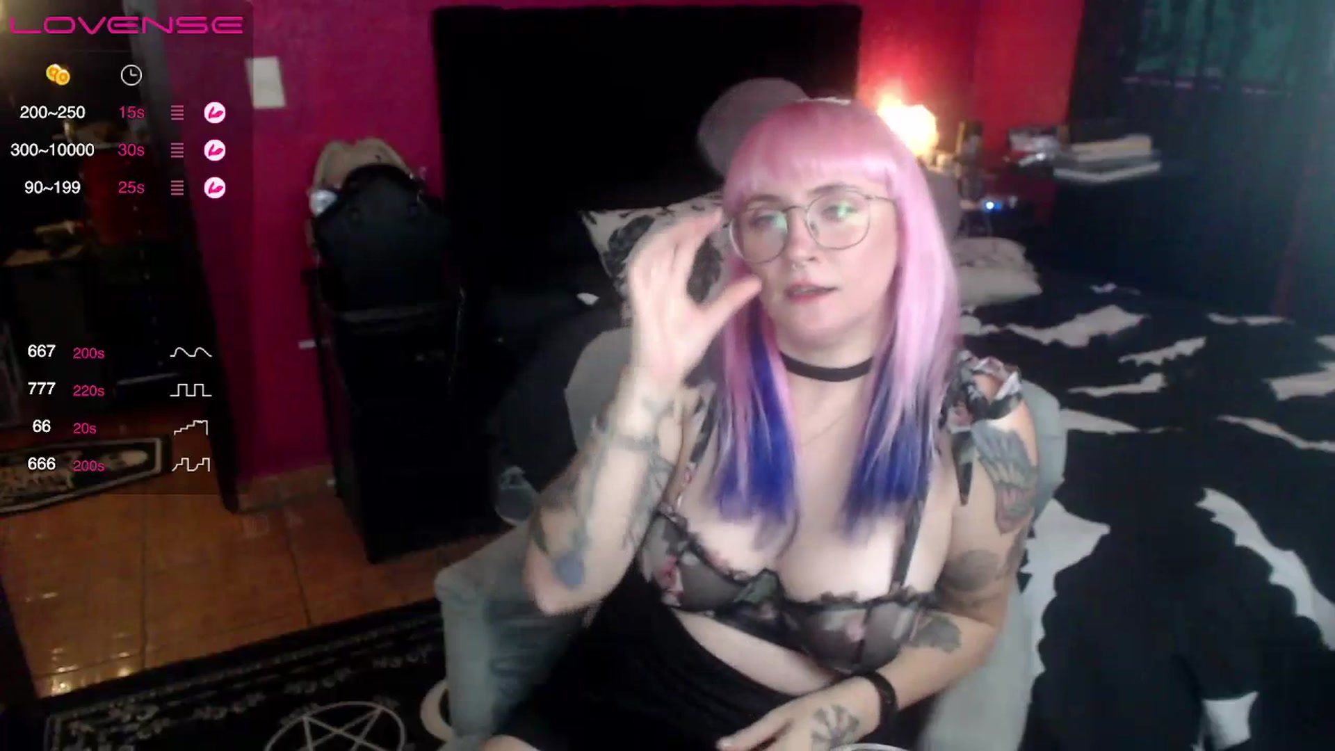 Gallery image thumbnail from AxeHallow's myfreecams stream on, 07/16/2023, 01:01 image 19 of 20
