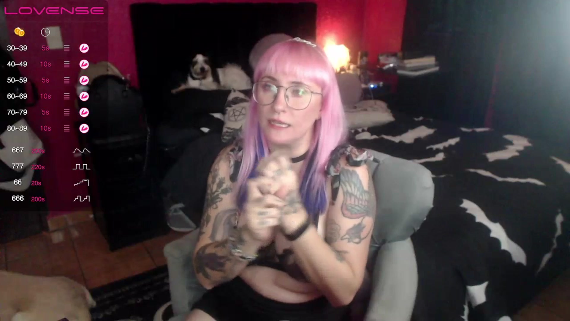 Gallery image thumbnail from AxeHallow's myfreecams stream on, 07/16/2023, 01:35 image 4 of 20