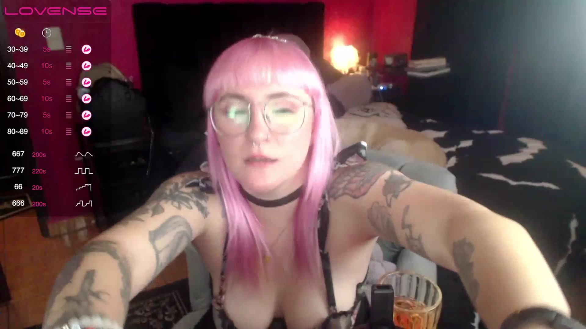 Gallery image thumbnail from AxeHallow's myfreecams stream on, 07/16/2023, 03:13 image 8 of 20