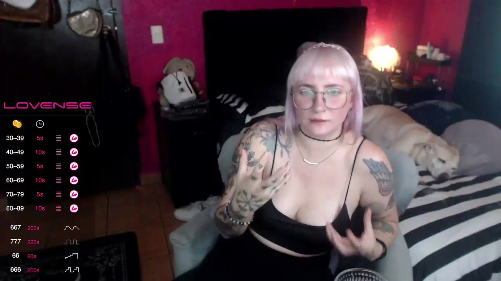 Gallery image thumbnail from AxeHallow's myfreecams stream on, 07/28/2023, 03:21 image 9 of 20