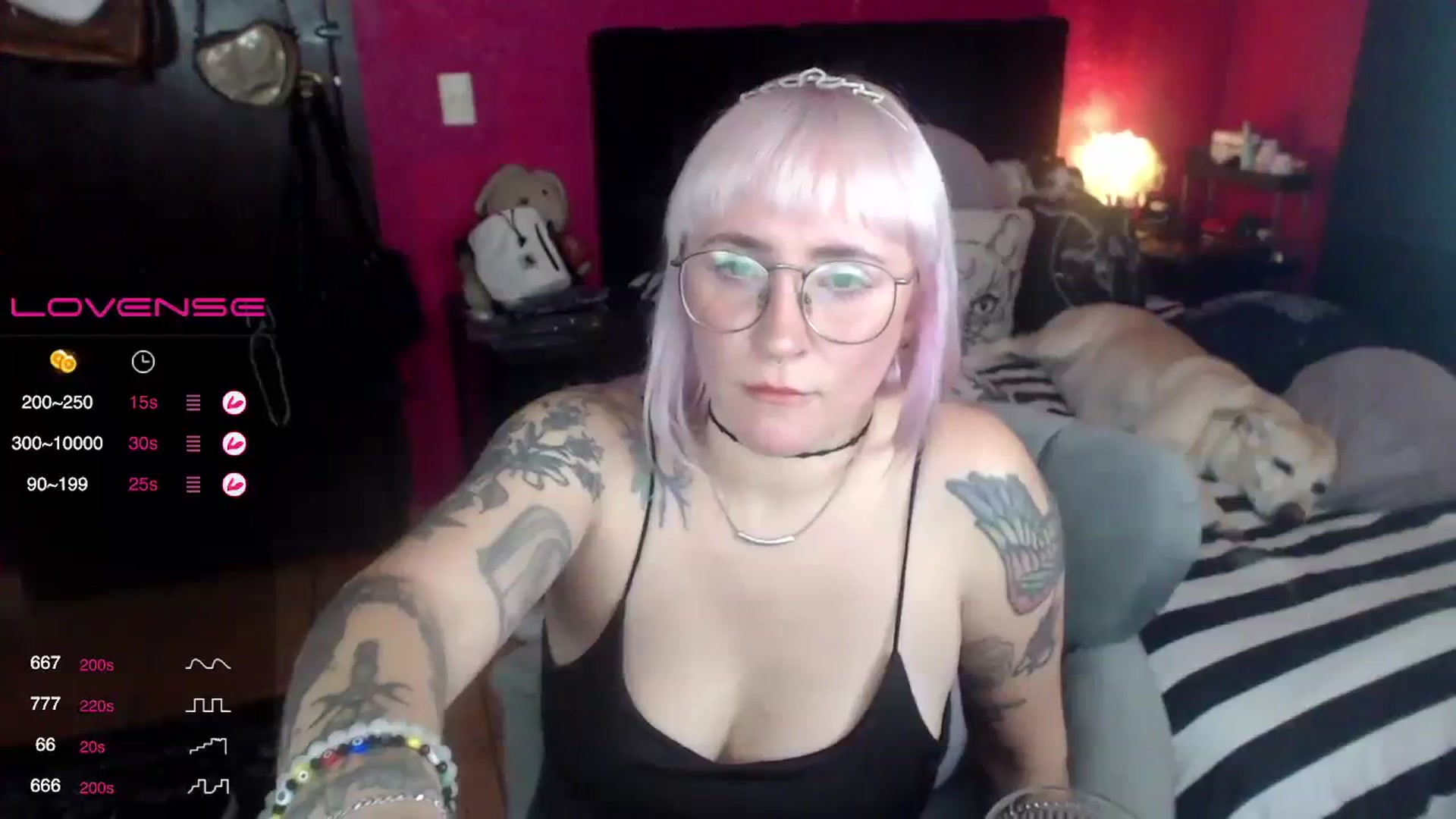 Gallery image thumbnail from AxeHallow's myfreecams stream on, 07/28/2023, 03:21 image 3 of 20