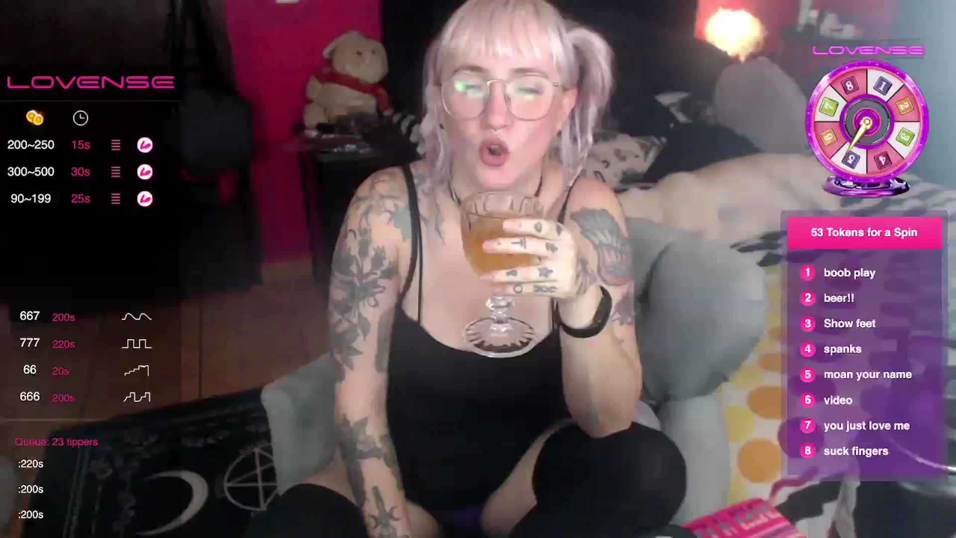 Gallery image thumbnail from AxeHallow's myfreecams stream on, 08/04/2023, 24:04 image 19 of 20