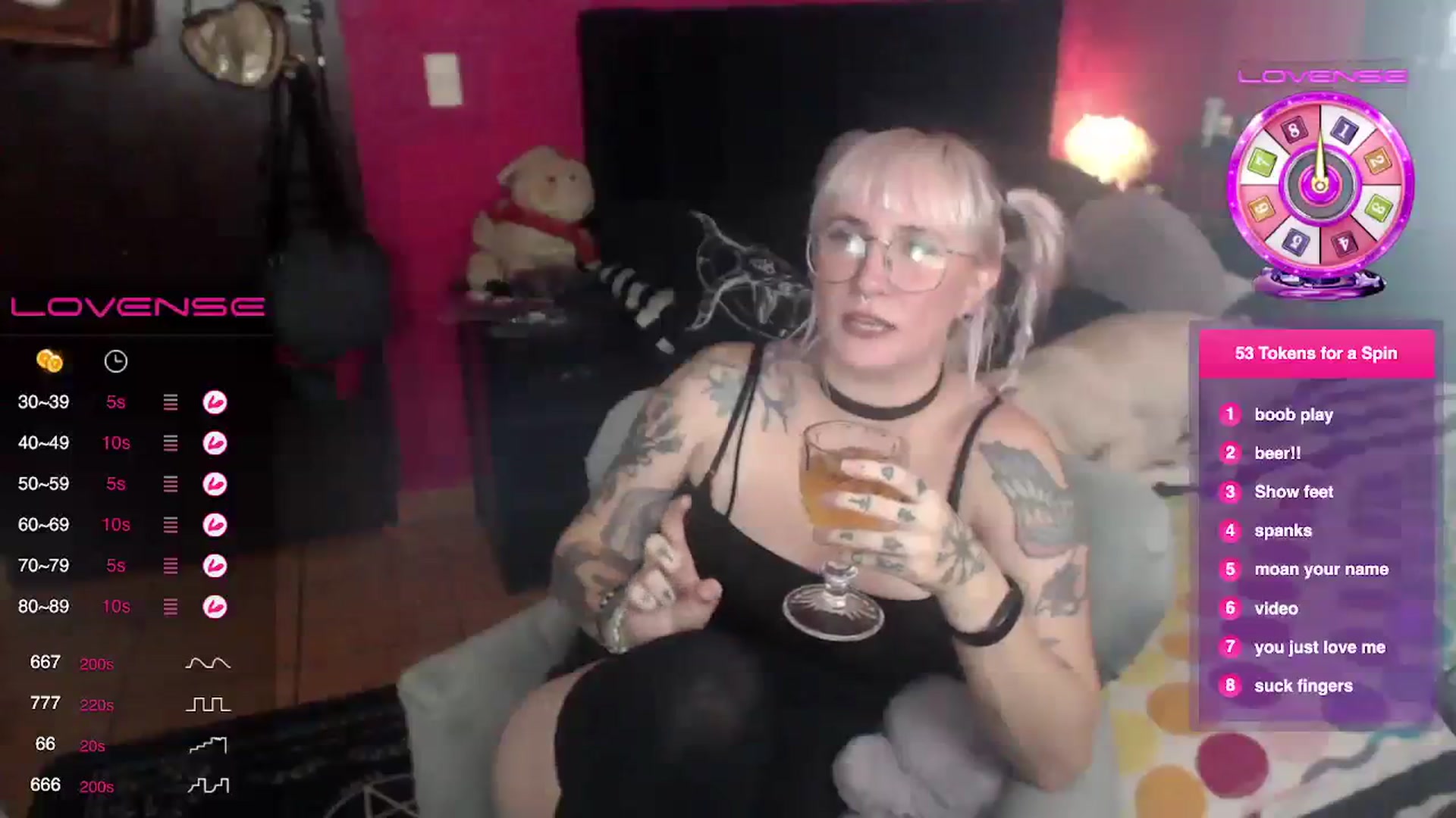 Gallery image thumbnail from AxeHallow's myfreecams stream on, 08/04/2023, 24:04 image 9 of 20