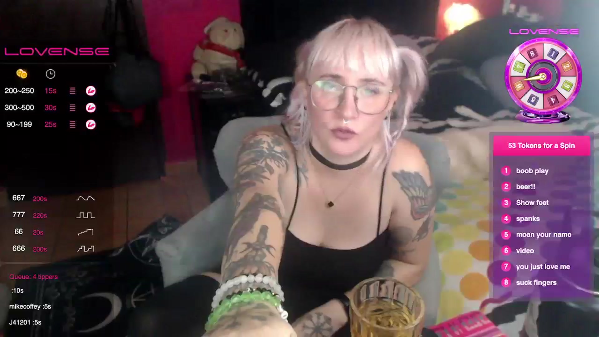 Gallery image thumbnail from AxeHallow's myfreecams stream on, 08/04/2023, 02:35 image 18 of 20