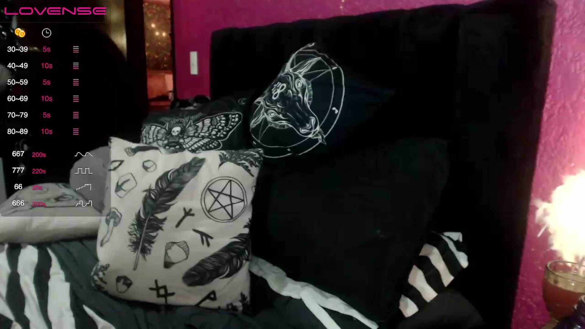 Gallery image thumbnail from AxeHallow's myfreecams stream on, 08/05/2023, 04:46 image 16 of 20