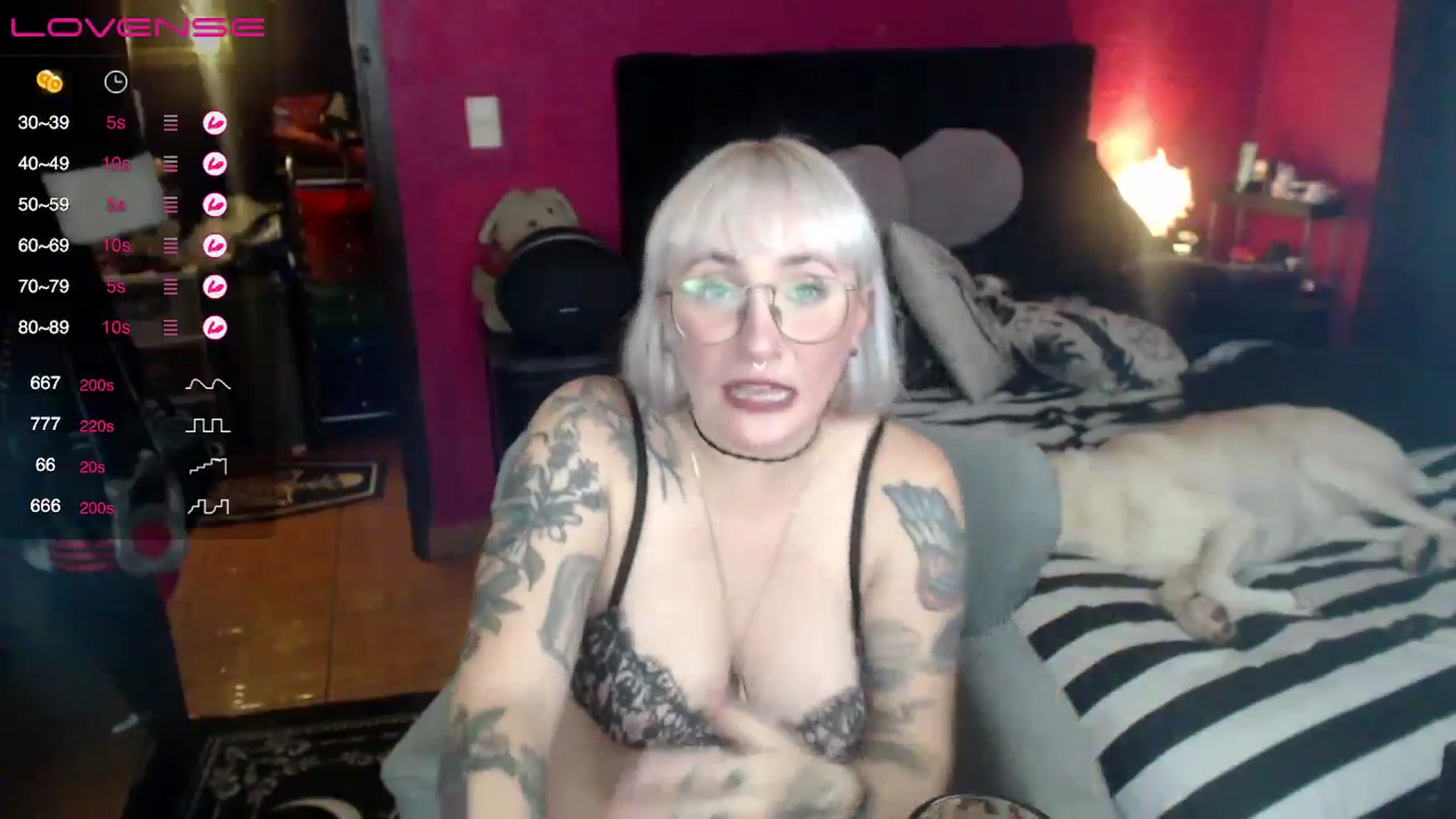 Gallery image thumbnail from AxeHallow's myfreecams stream on, 08/09/2023, 02:51 image 13 of 20
