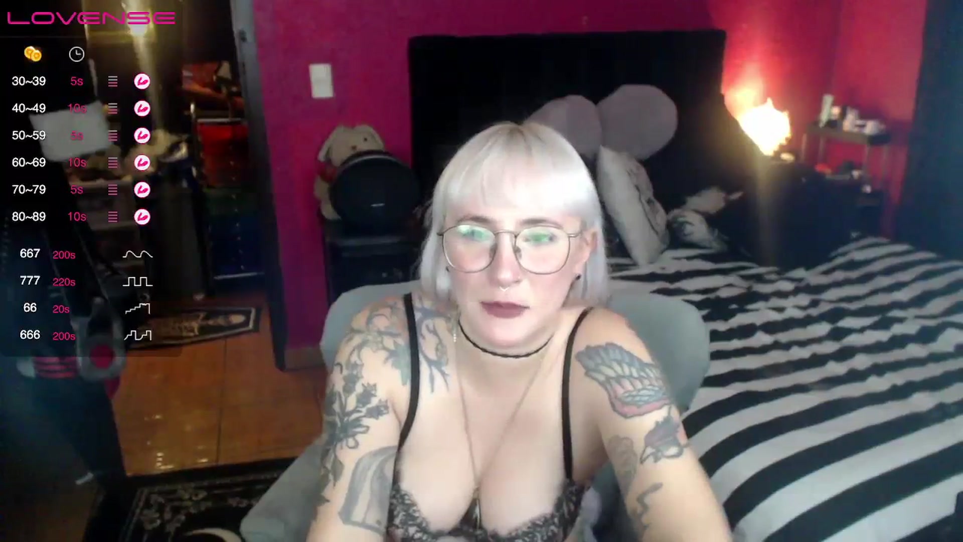 Gallery image thumbnail from AxeHallow's myfreecams stream on, 08/09/2023, 02:51 image 5 of 20