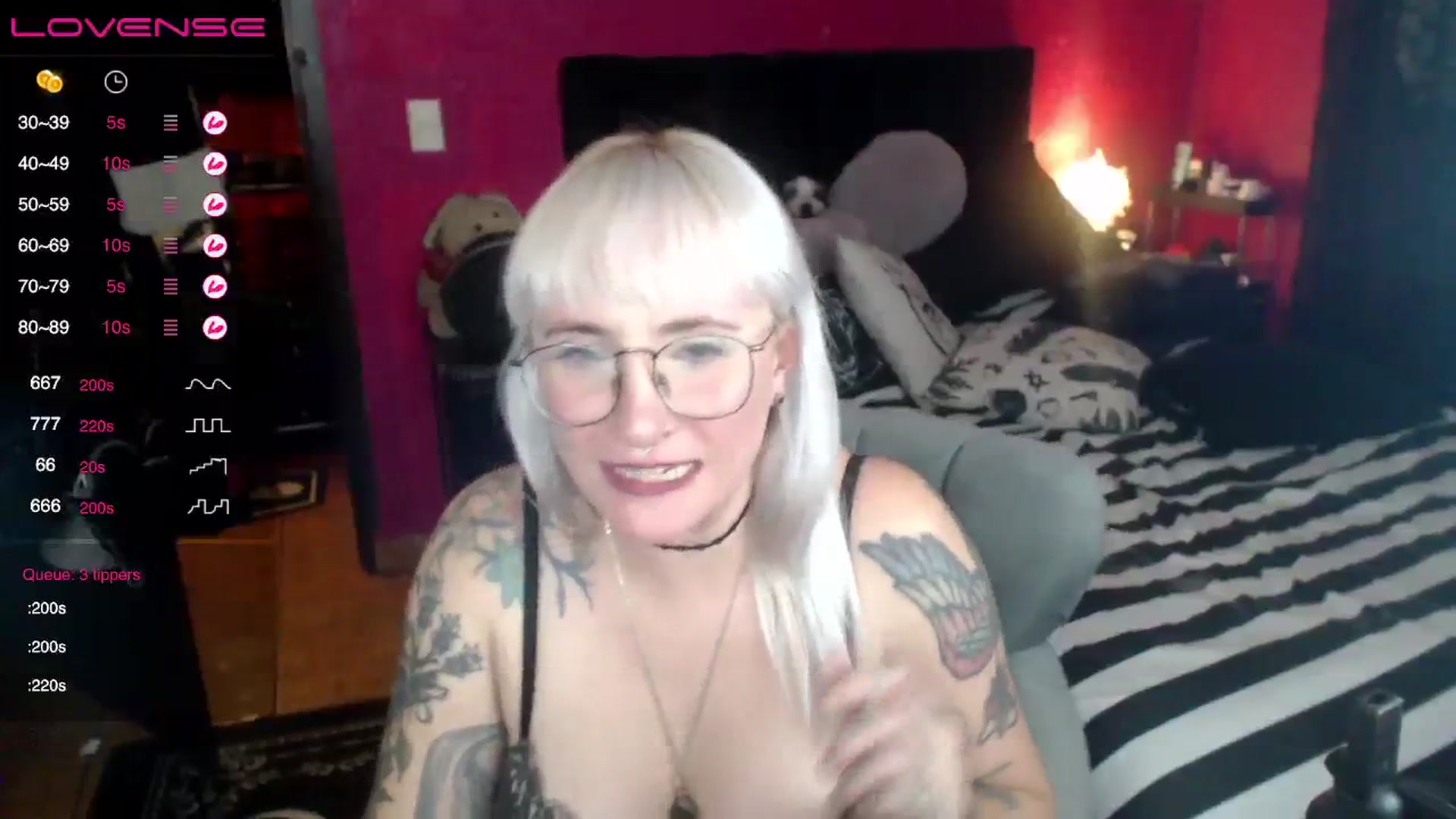 Gallery image thumbnail from AxeHallow's myfreecams stream on, 08/09/2023, 04:48 image 13 of 20