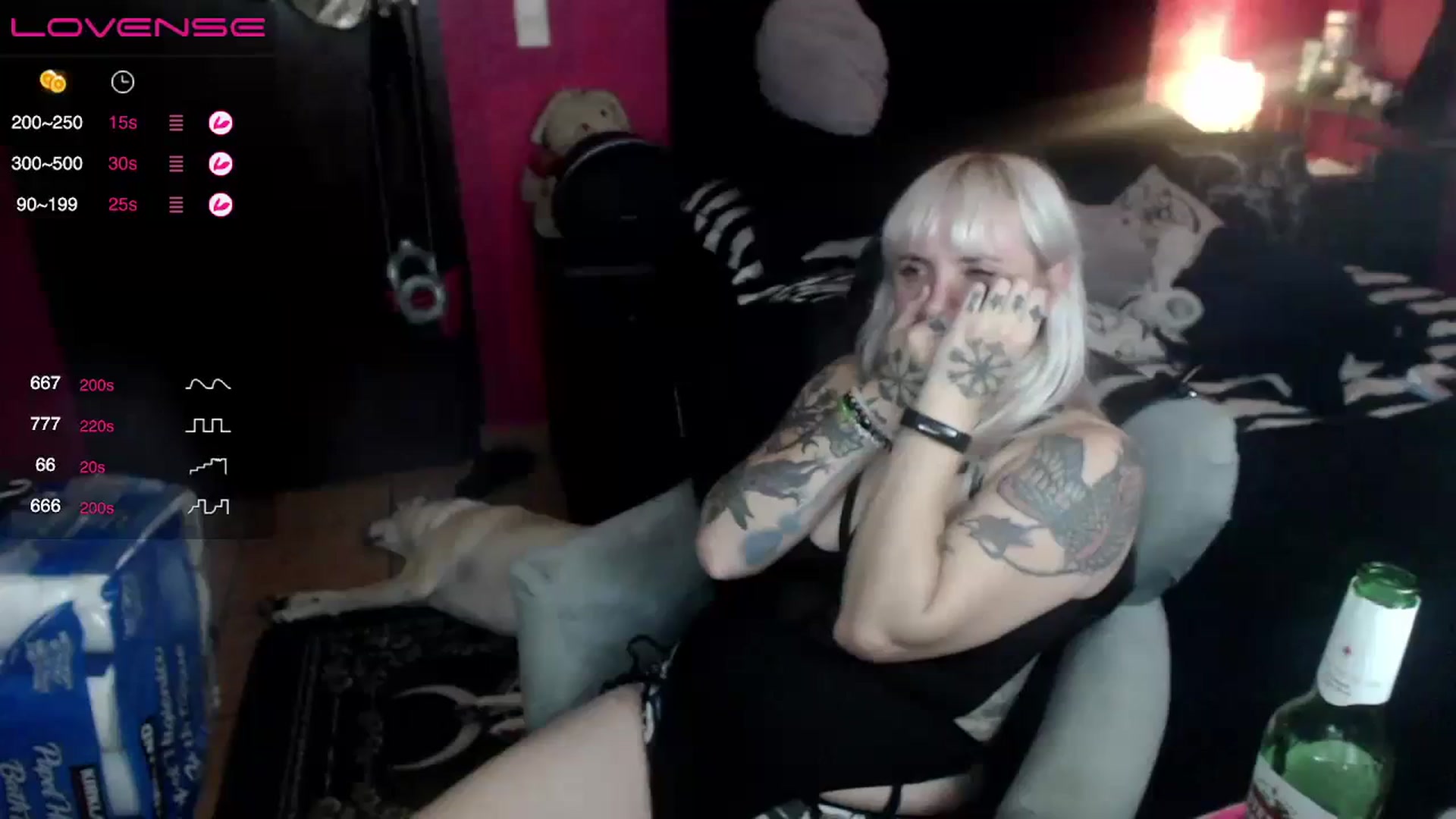Gallery image thumbnail from AxeHallow's myfreecams stream on, 08/22/2023, 03:20 image 8 of 20