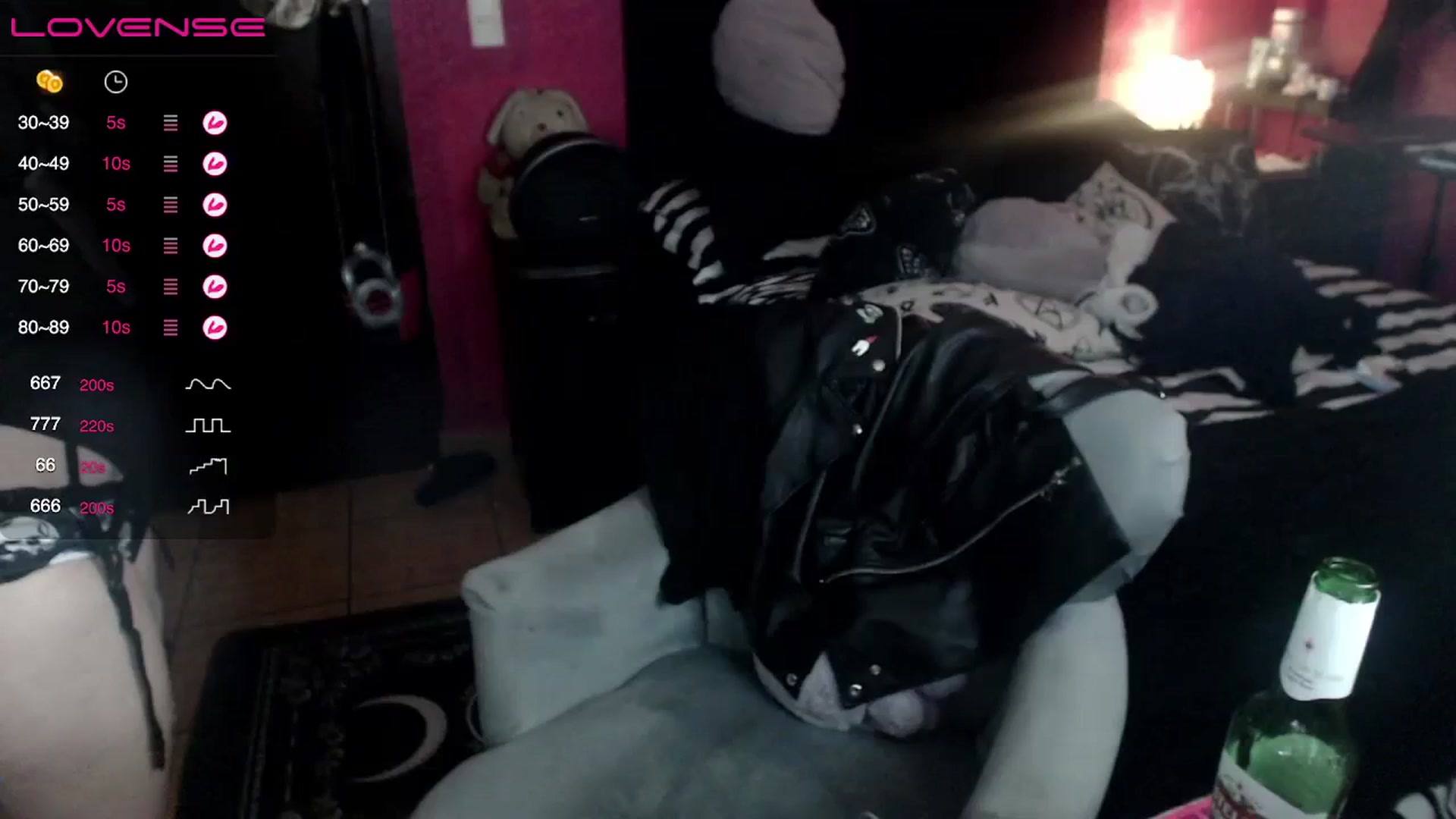 Gallery image thumbnail from AxeHallow's myfreecams stream on, 08/22/2023, 03:20 image 4 of 20