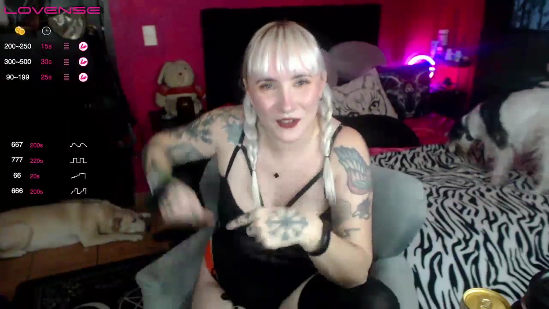 Gallery image thumbnail from AxeHallow's myfreecams stream on, 08/25/2023, 24:51 image 7 of 20