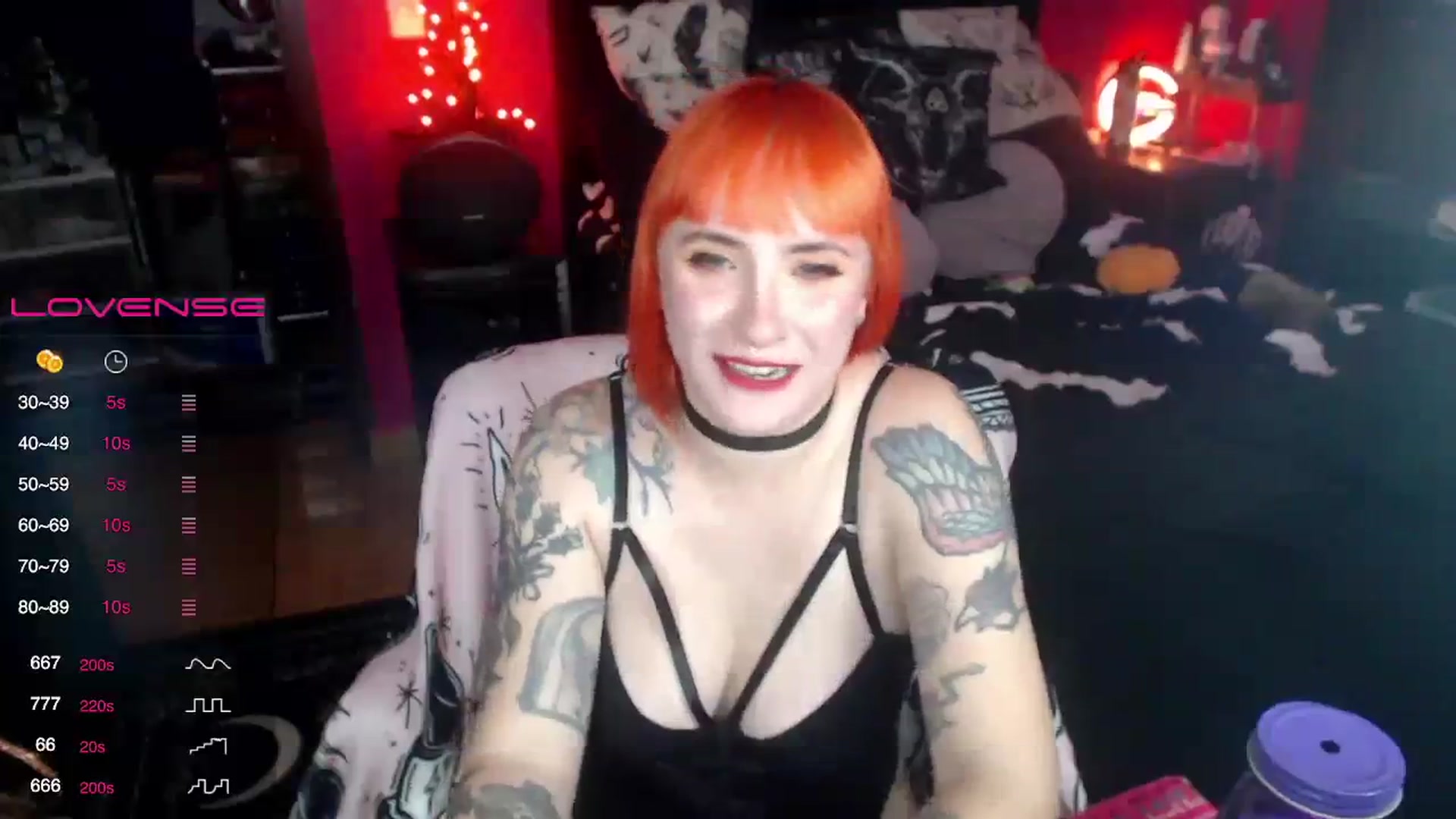 Gallery image thumbnail from AxeHallow's myfreecams stream on, 09/28/2023, 22:55 image 14 of 20