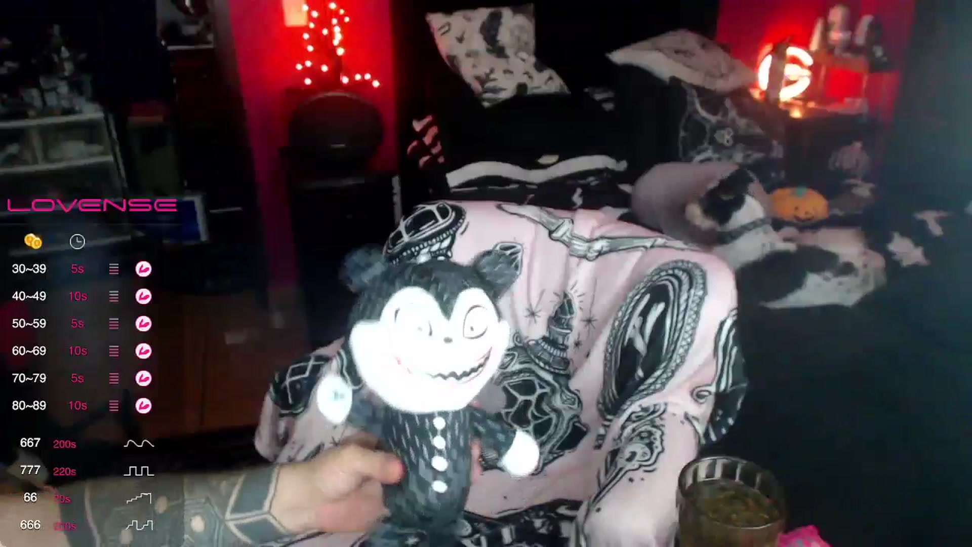 Gallery image thumbnail from AxeHallow's myfreecams stream on, 09/29/2023, 04:39 image 19 of 20