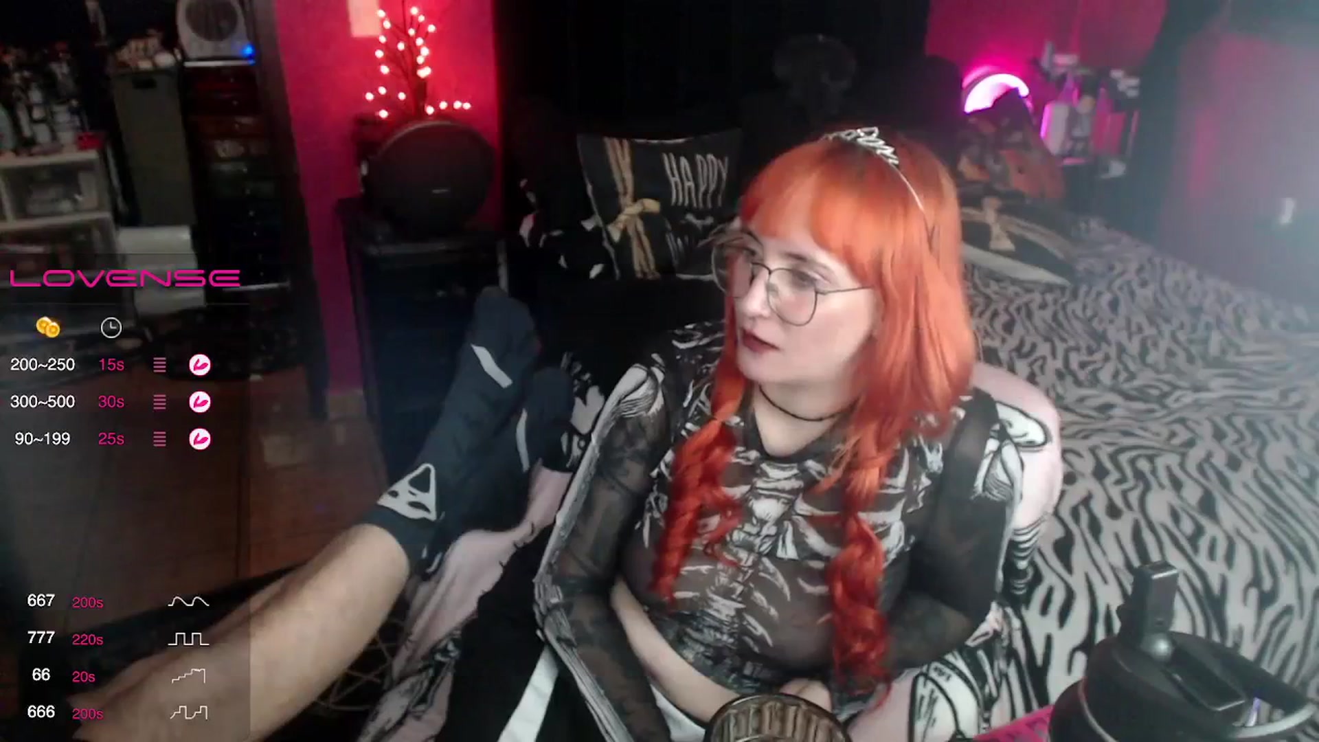 Gallery image thumbnail from AxeHallow's myfreecams stream on, 10/18/2023, 05:02 image 20 of 20