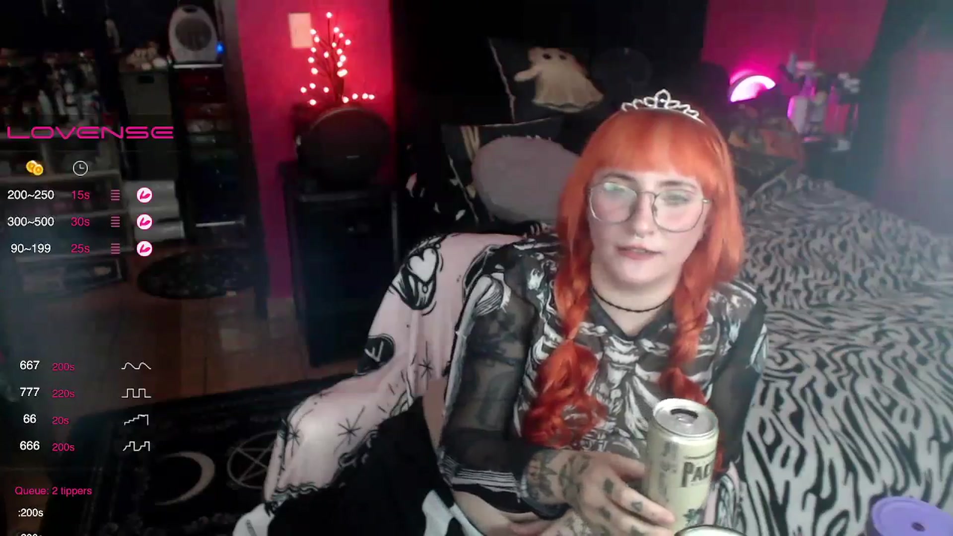 Gallery image thumbnail from AxeHallow's myfreecams stream on, 10/18/2023, 05:02 image 9 of 20