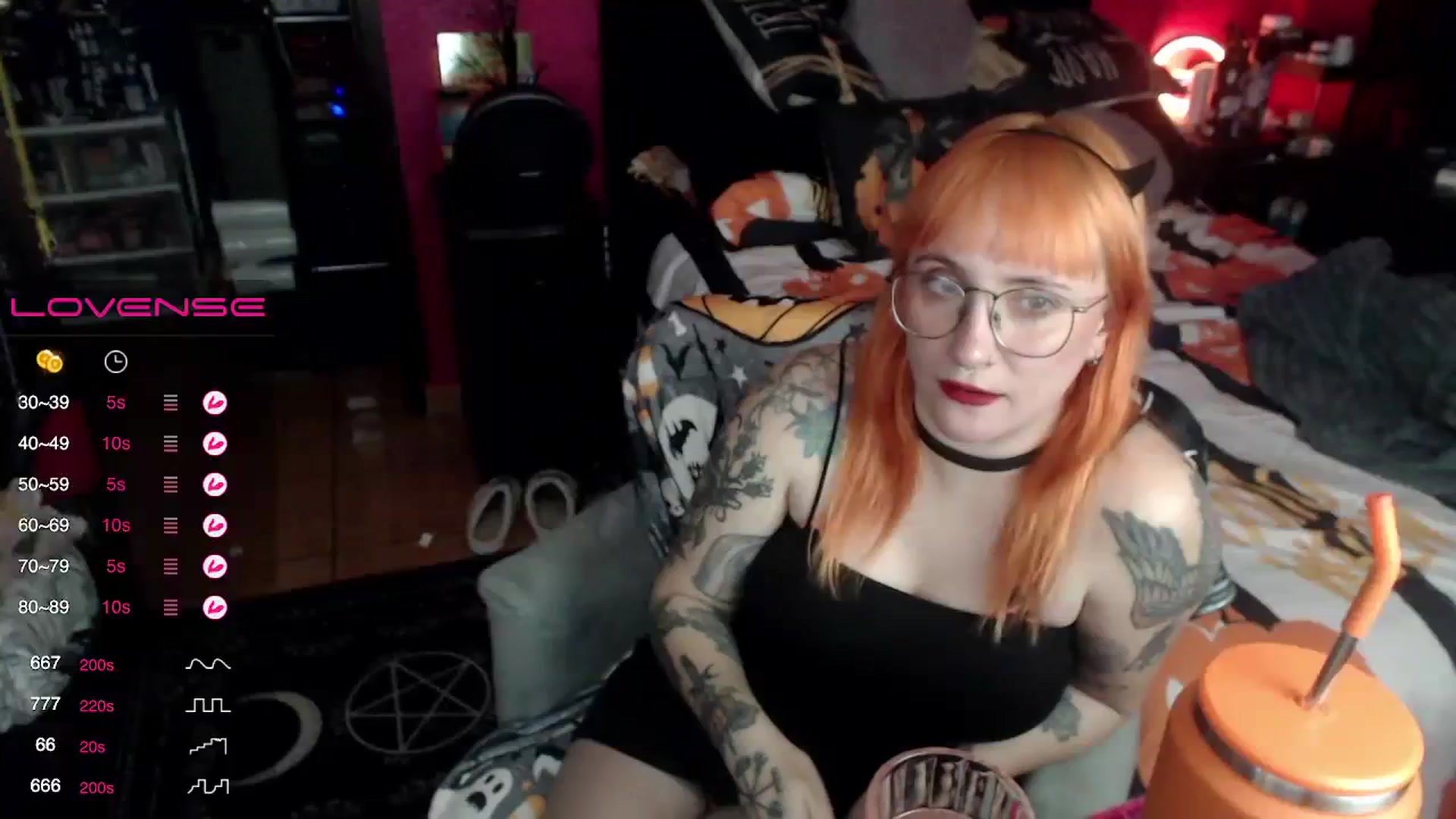 Gallery image thumbnail from AxeHallow's myfreecams stream on, 11/02/2023, 01:37 image 1 of 20