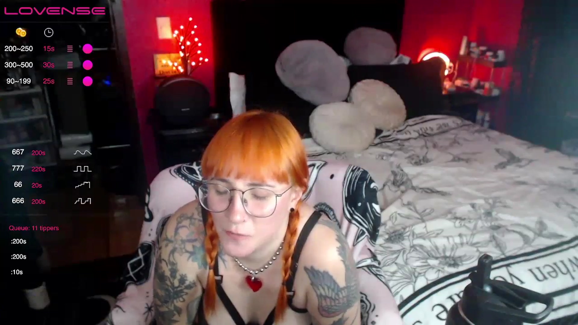 Gallery image thumbnail from AxeHallow's myfreecams stream on, 11/15/2023, 02:22 image 13 of 20